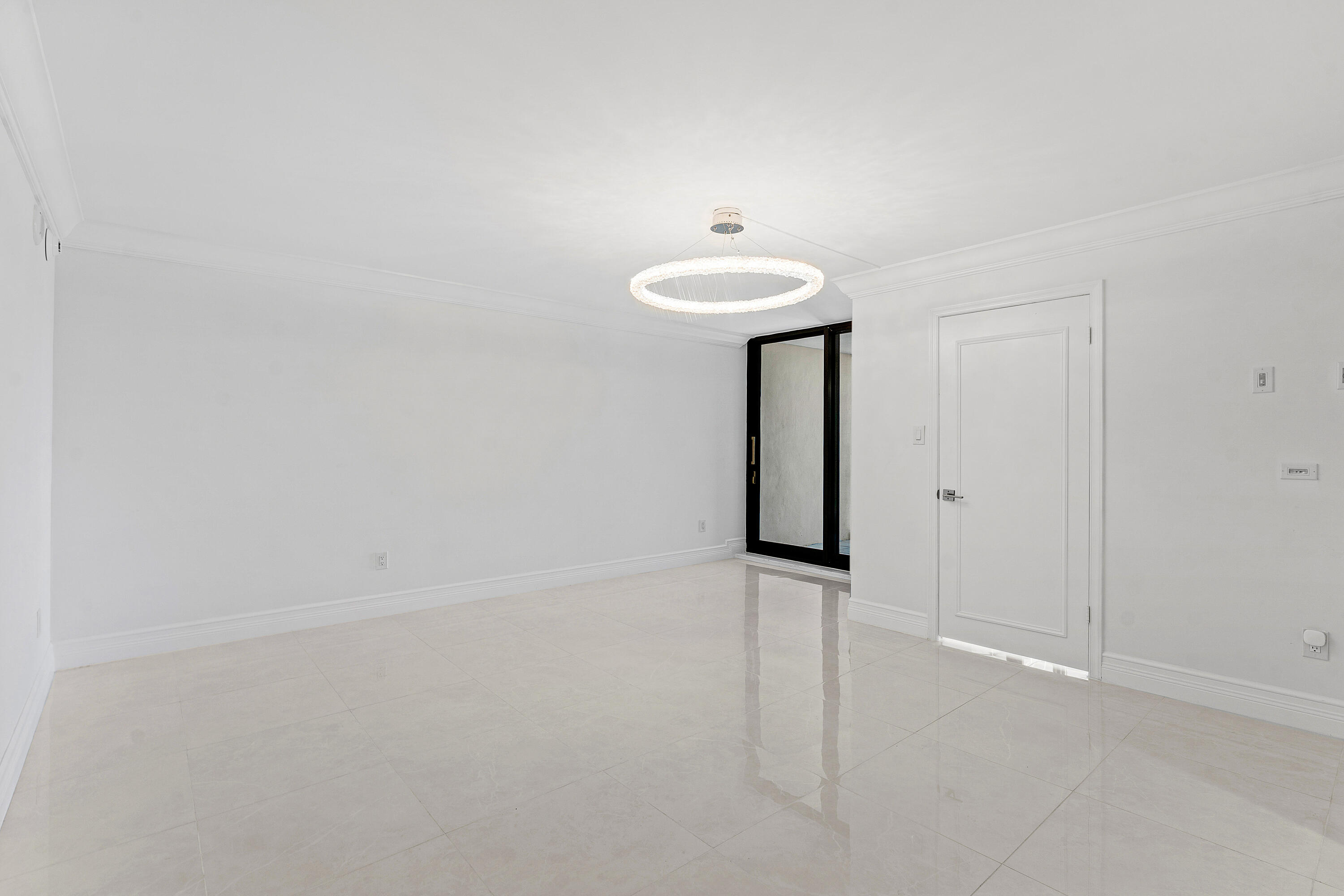 5380 N Ocean #5a Riviera Beach, FL 33404