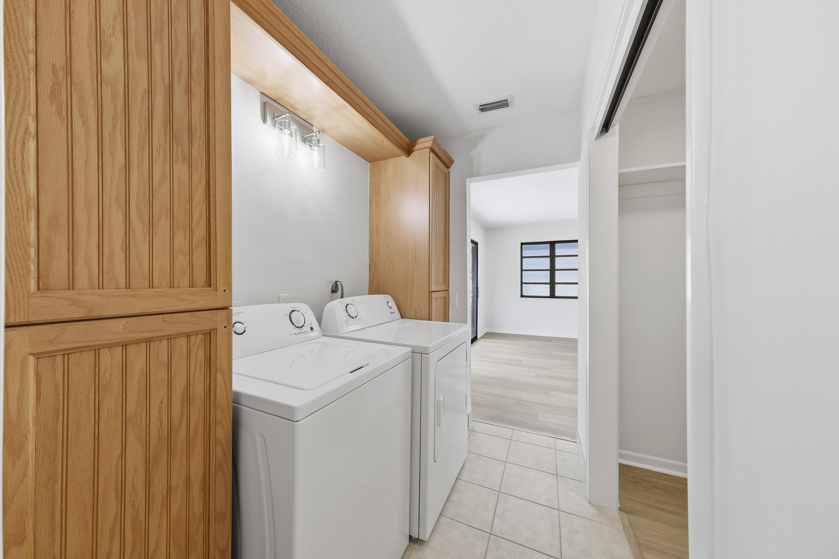 1708 SE 11th Fort Lauderdale, FL 33316