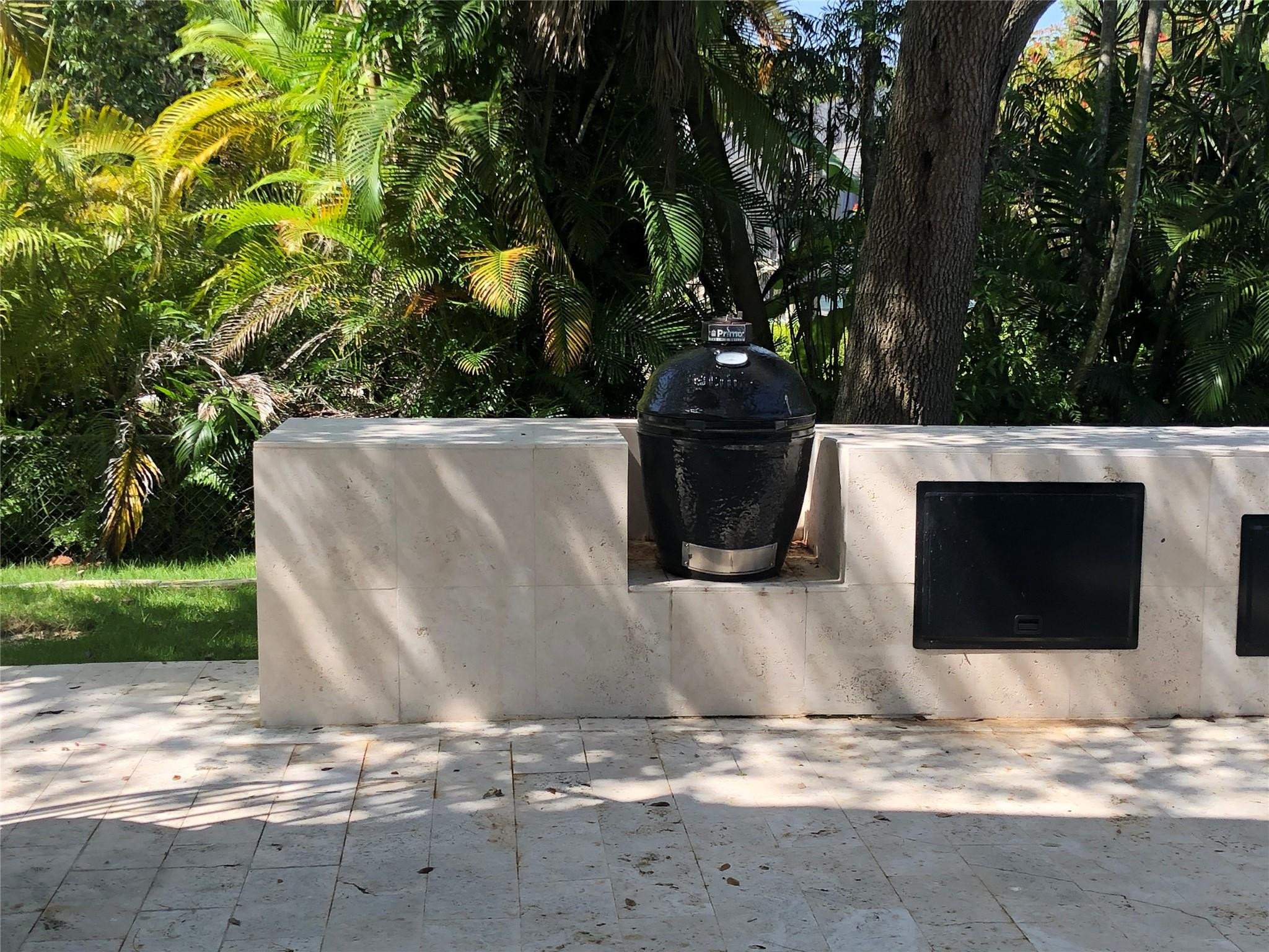 5100 Granada Coral Gables, FL 33146