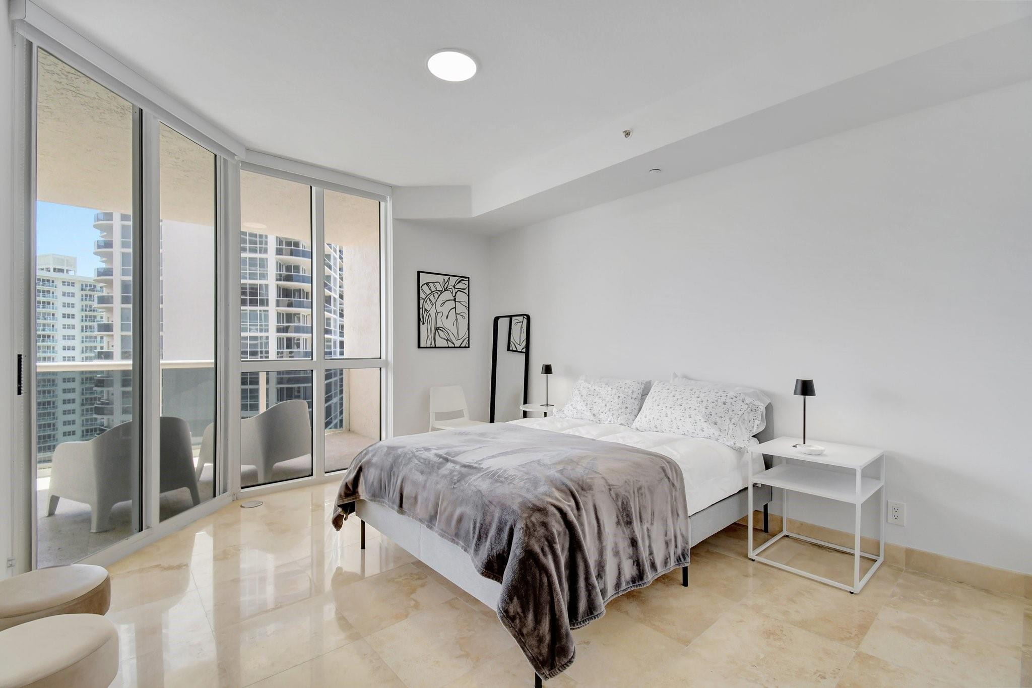 3100 N Ocean #1605 Fort Lauderdale, FL 33308