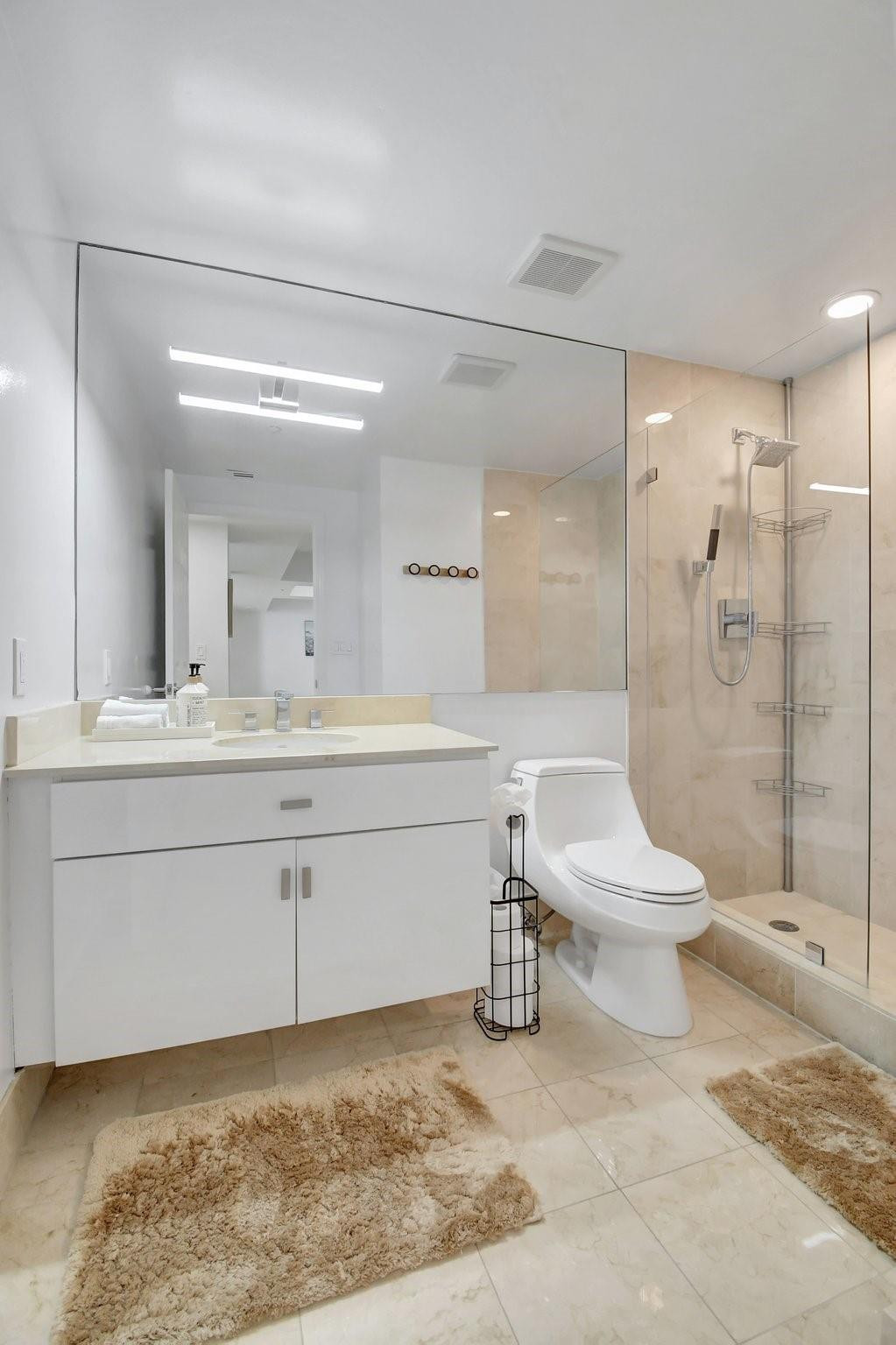 3100 N Ocean #1605 Fort Lauderdale, FL 33308