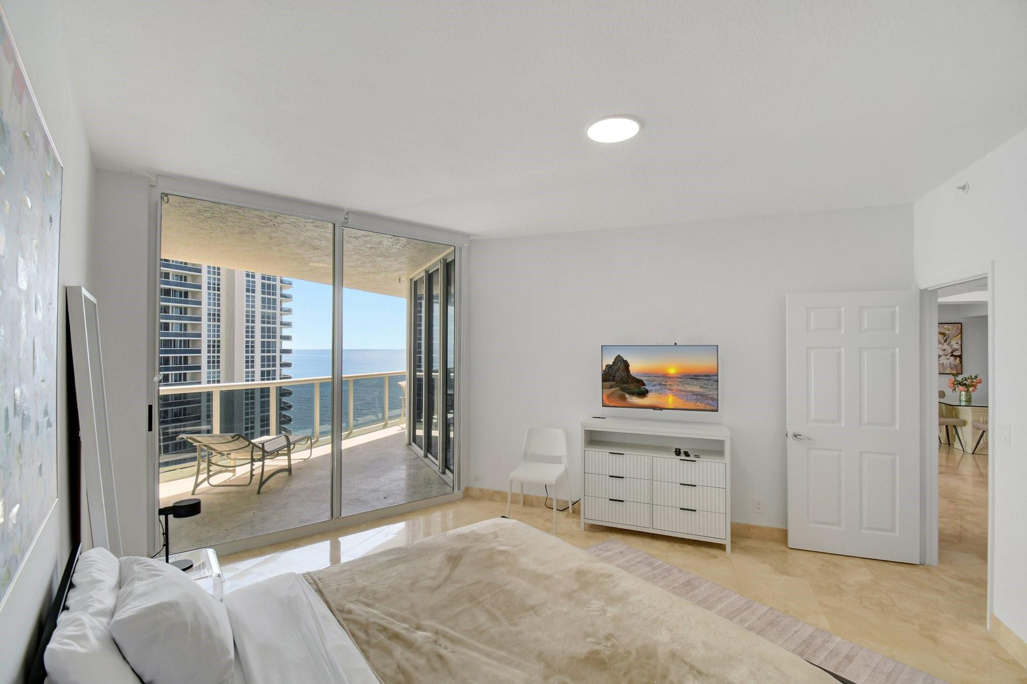 3100 N Ocean #1605 Fort Lauderdale, FL 33308