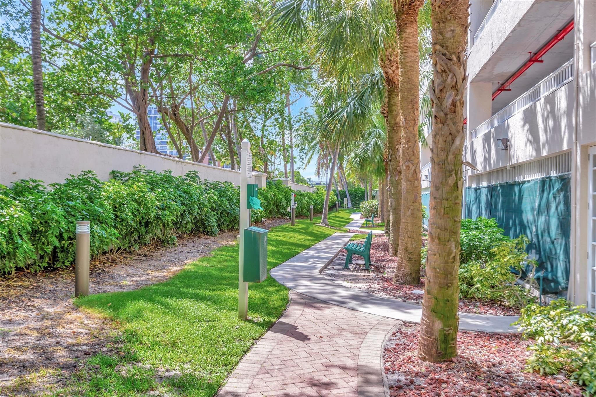 3100 N Ocean #1605 Fort Lauderdale, FL 33308