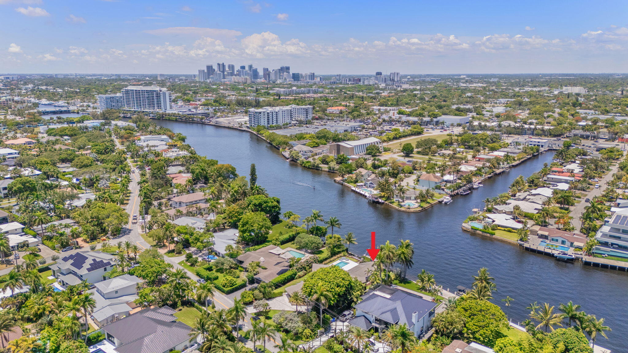 1425 Middle Riv Fort Lauderdale, FL 33304