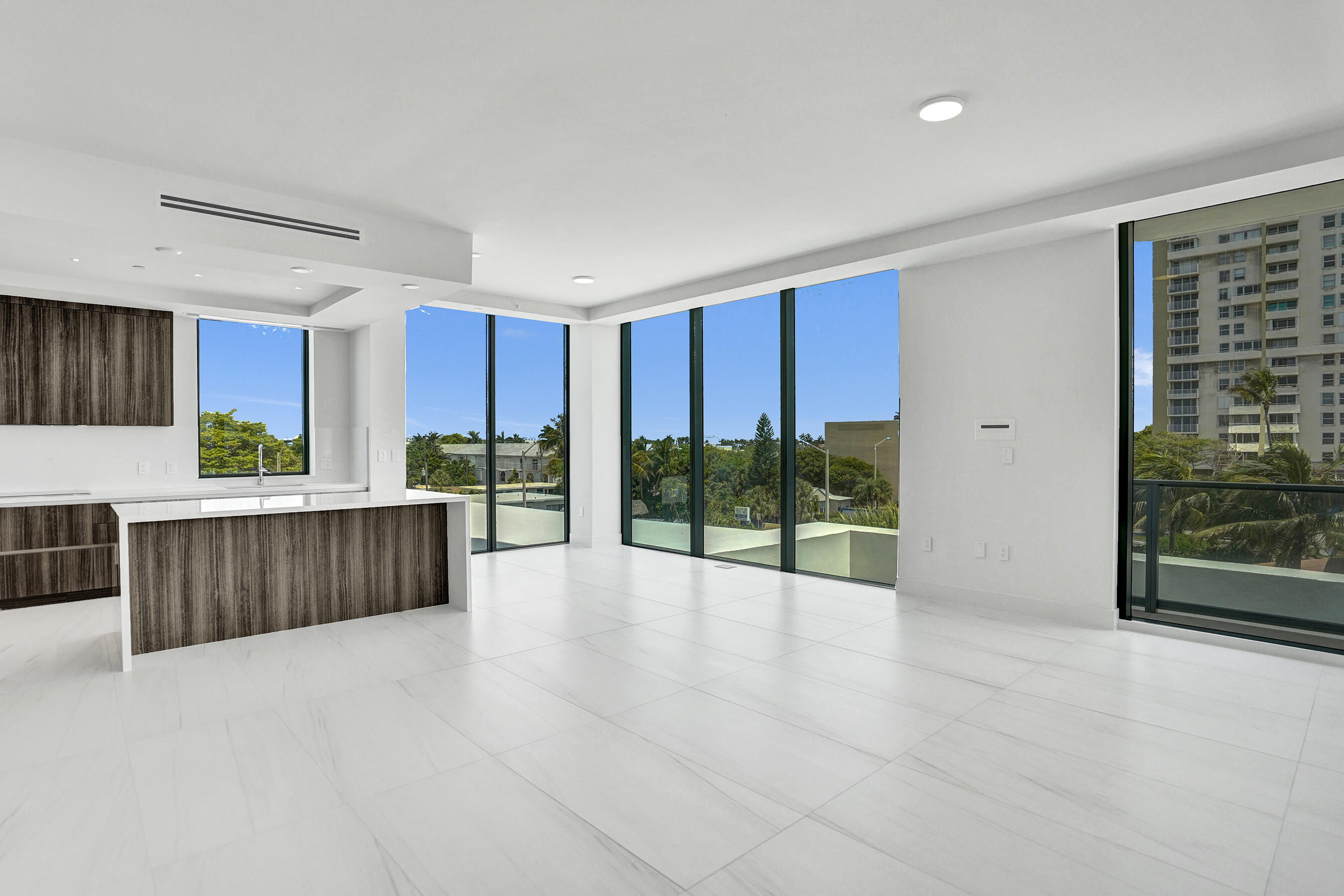 305 Briny #306 Pompano Beach, FL 33062