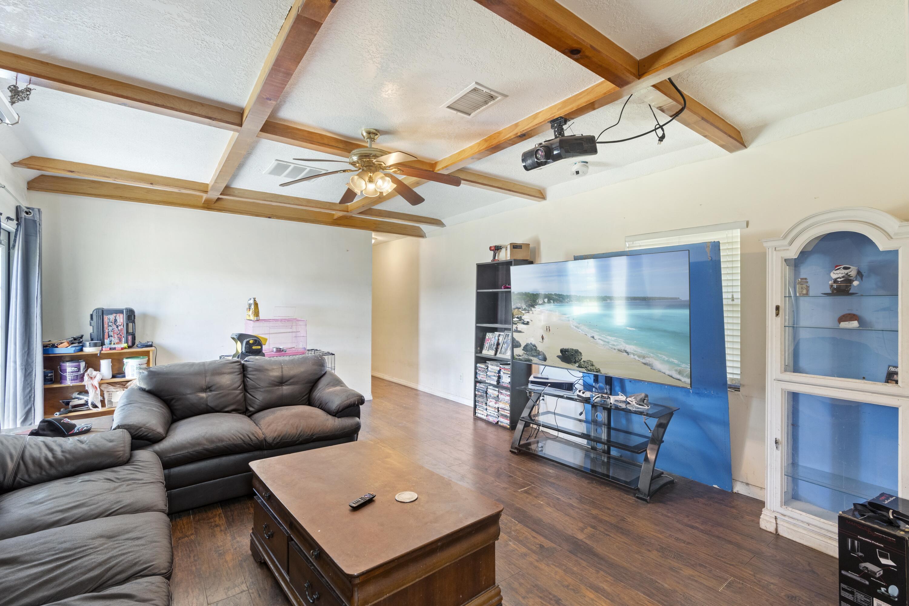 3136 2nd Vero Beach, FL 32968