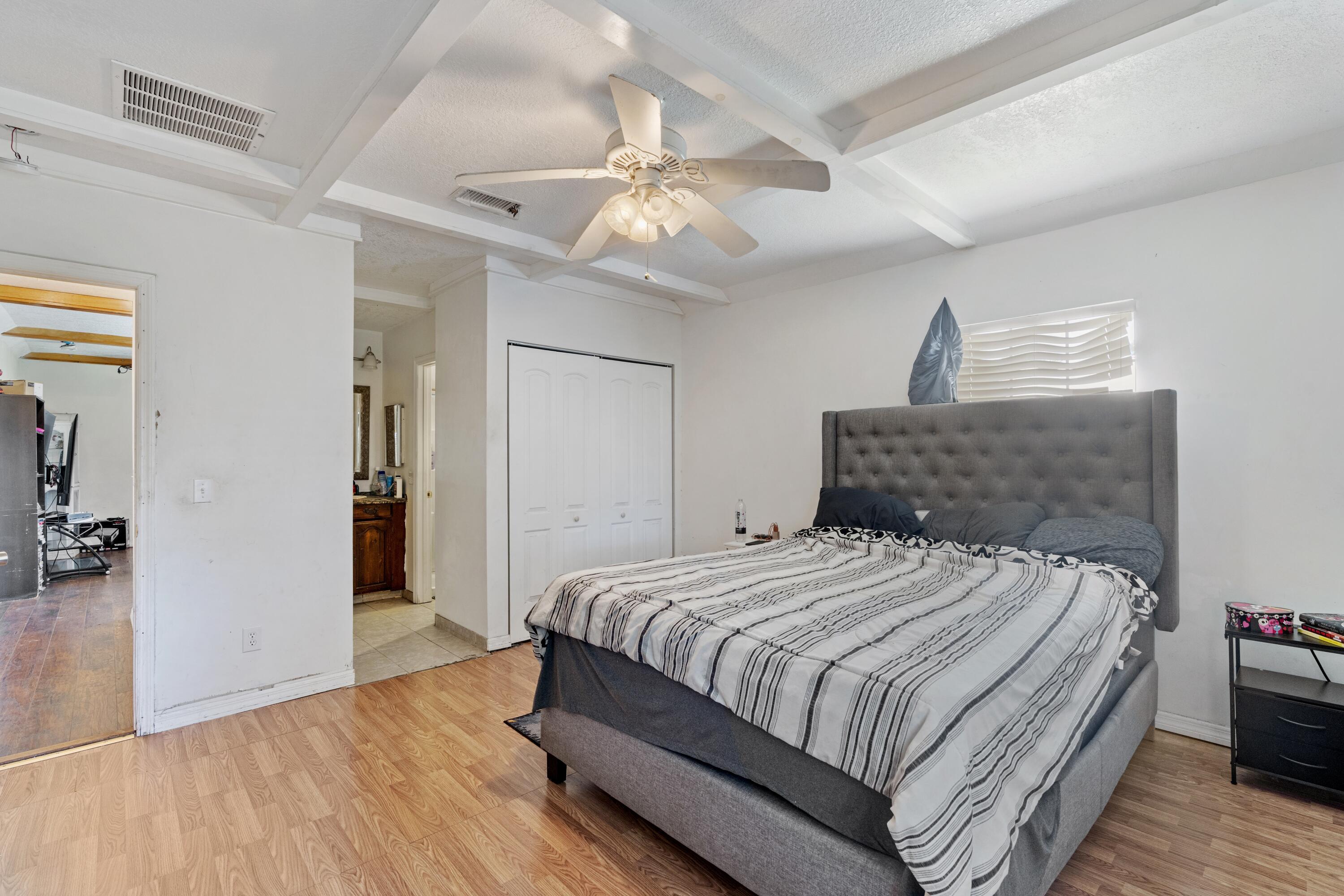 3136 2nd Vero Beach, FL 32968