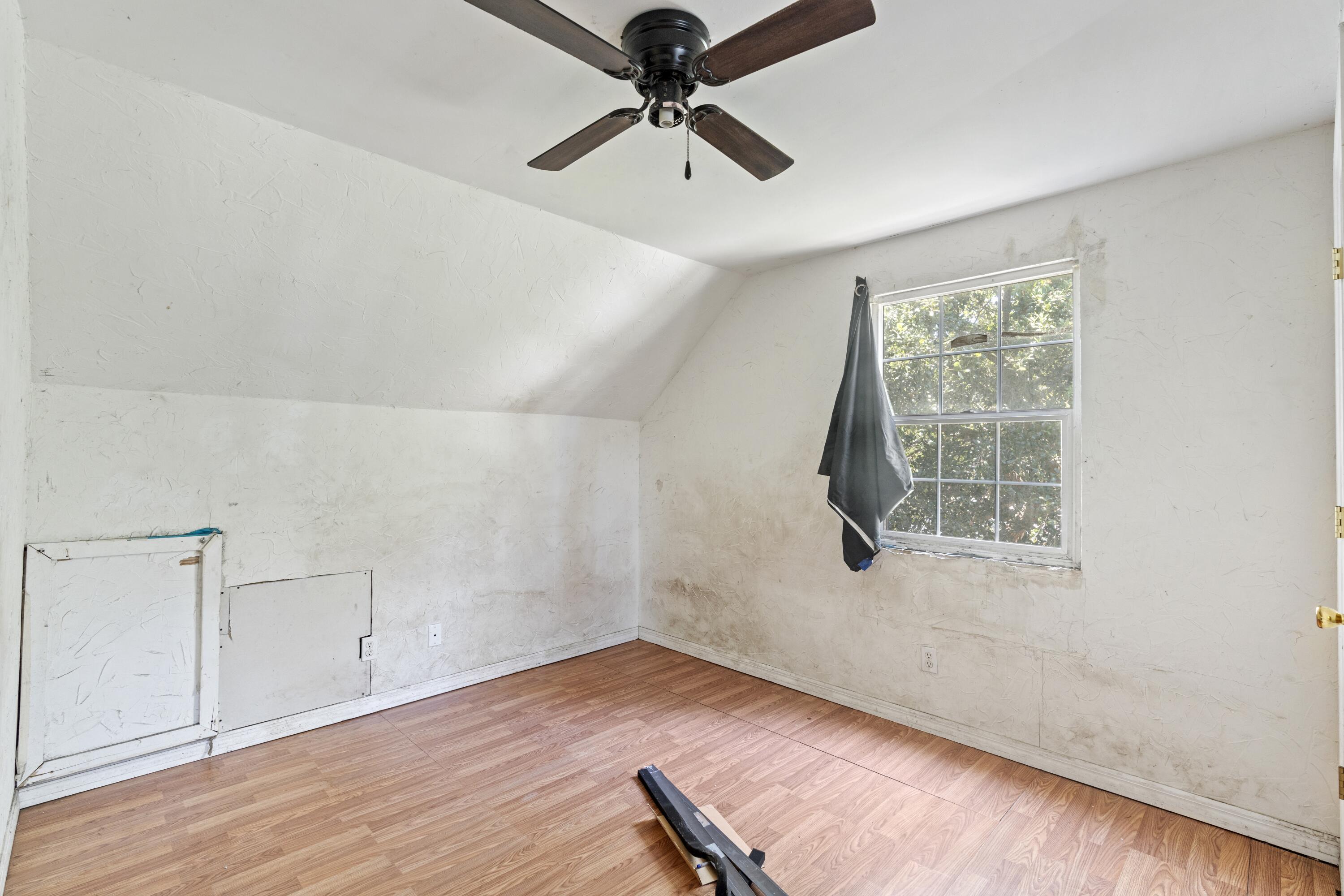 3136 2nd Vero Beach, FL 32968