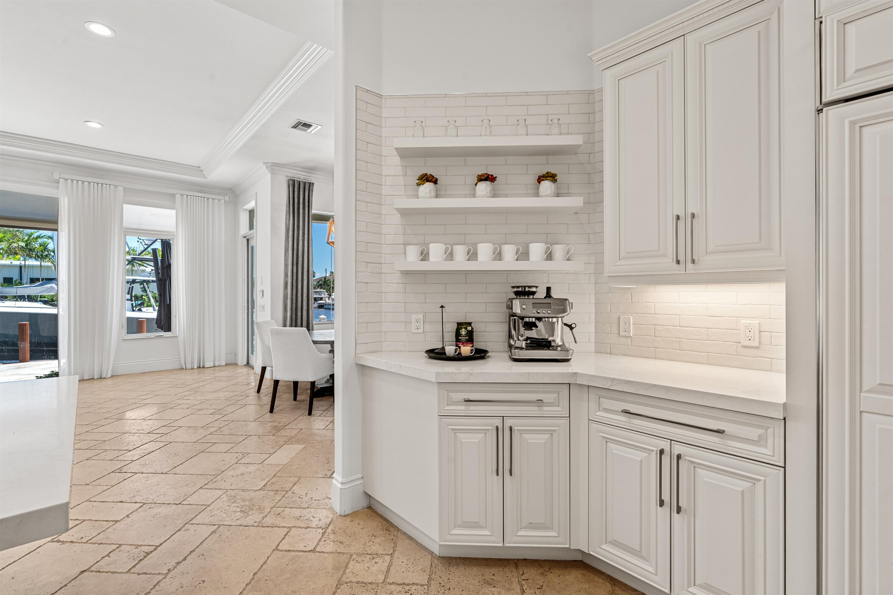 2320 NE 34th Lighthouse Point, FL 33064