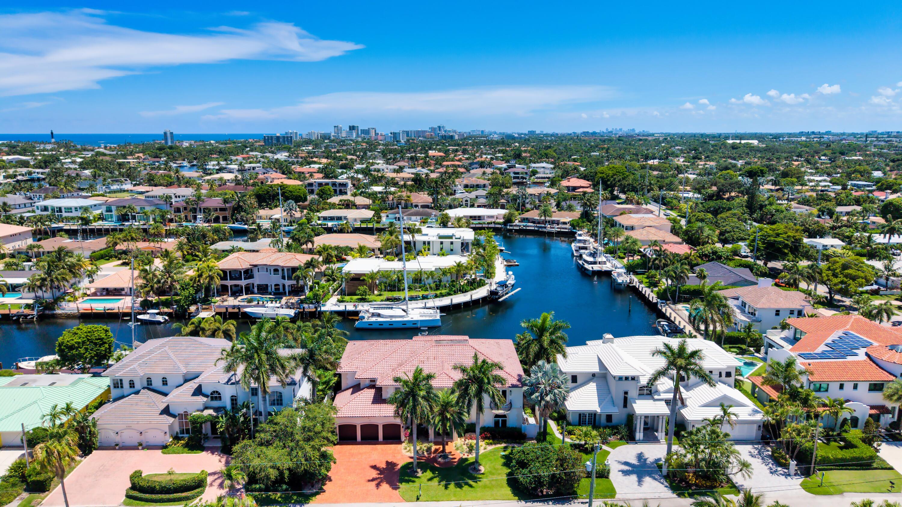 2320 NE 34th Lighthouse Point, FL 33064