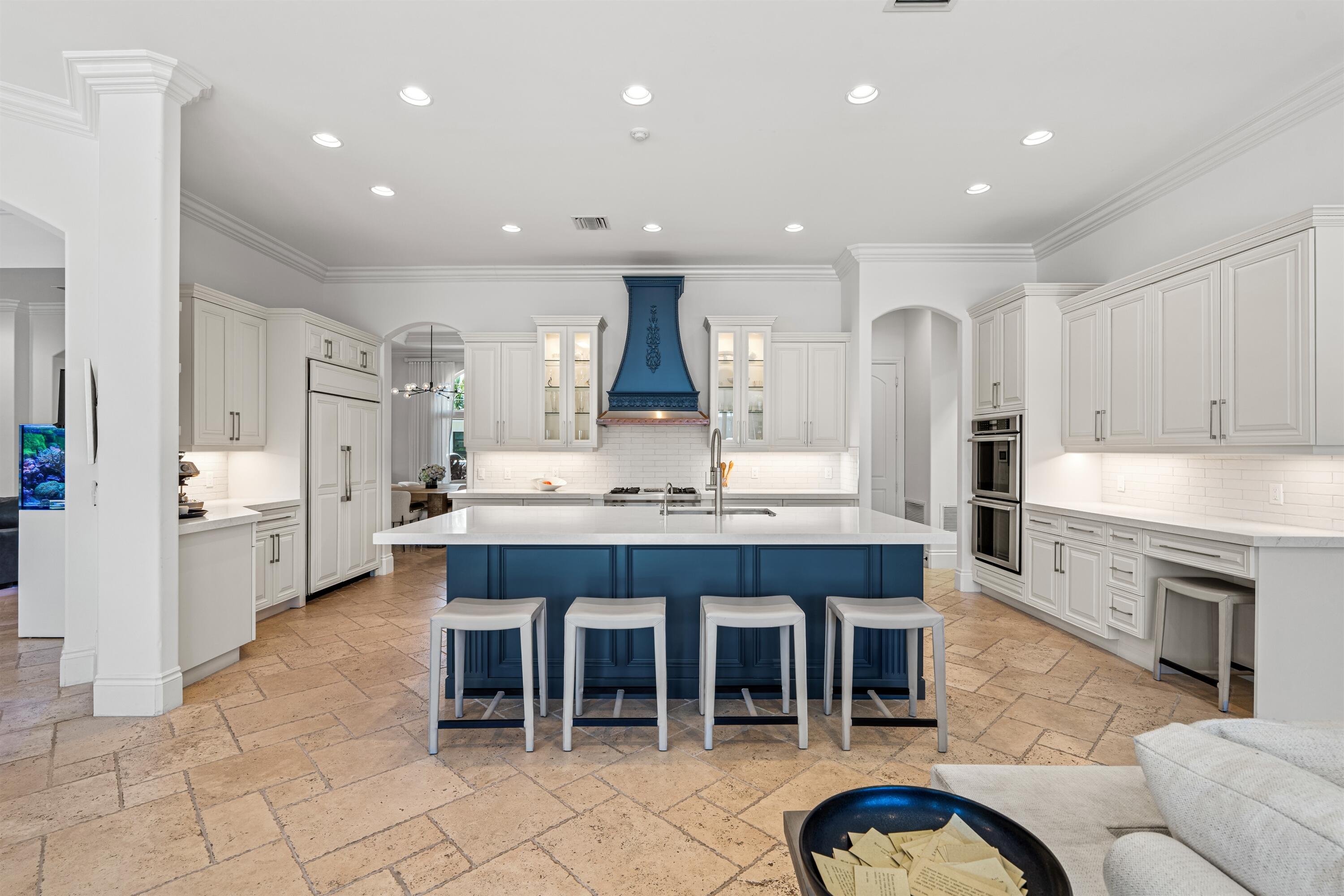 2320 NE 34th Lighthouse Point, FL 33064