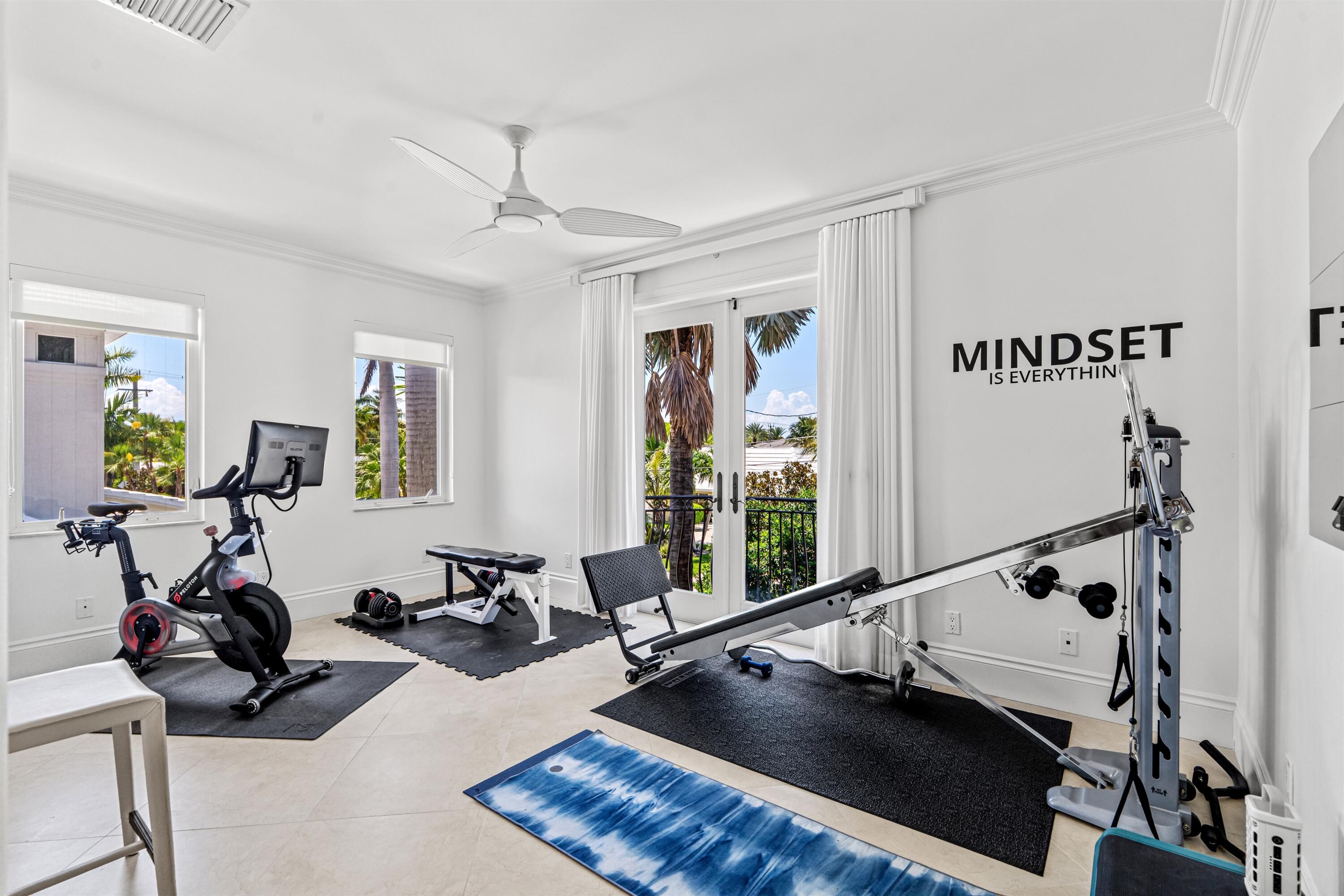 2320 NE 34th Lighthouse Point, FL 33064