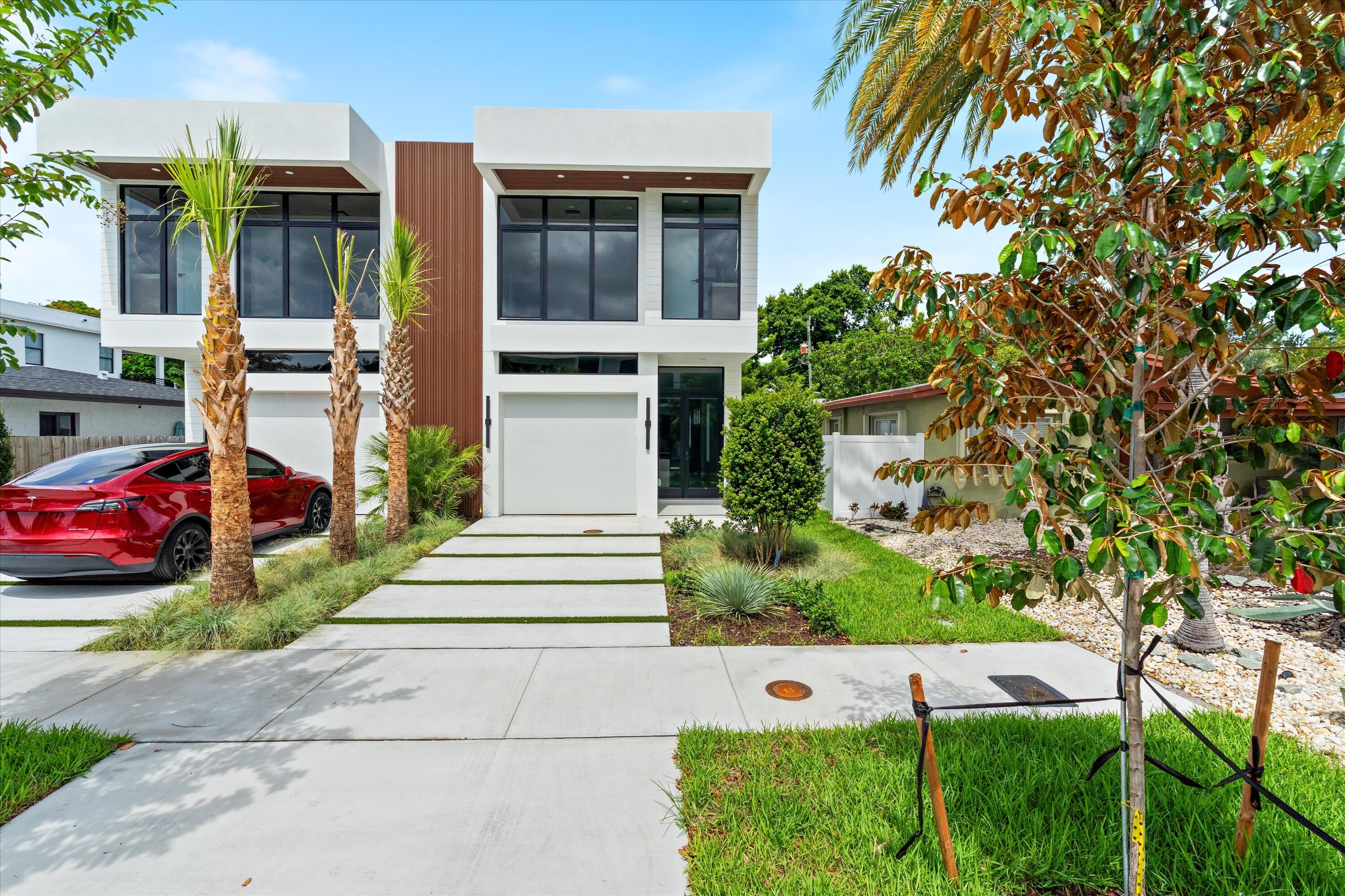 1131 NE 12th