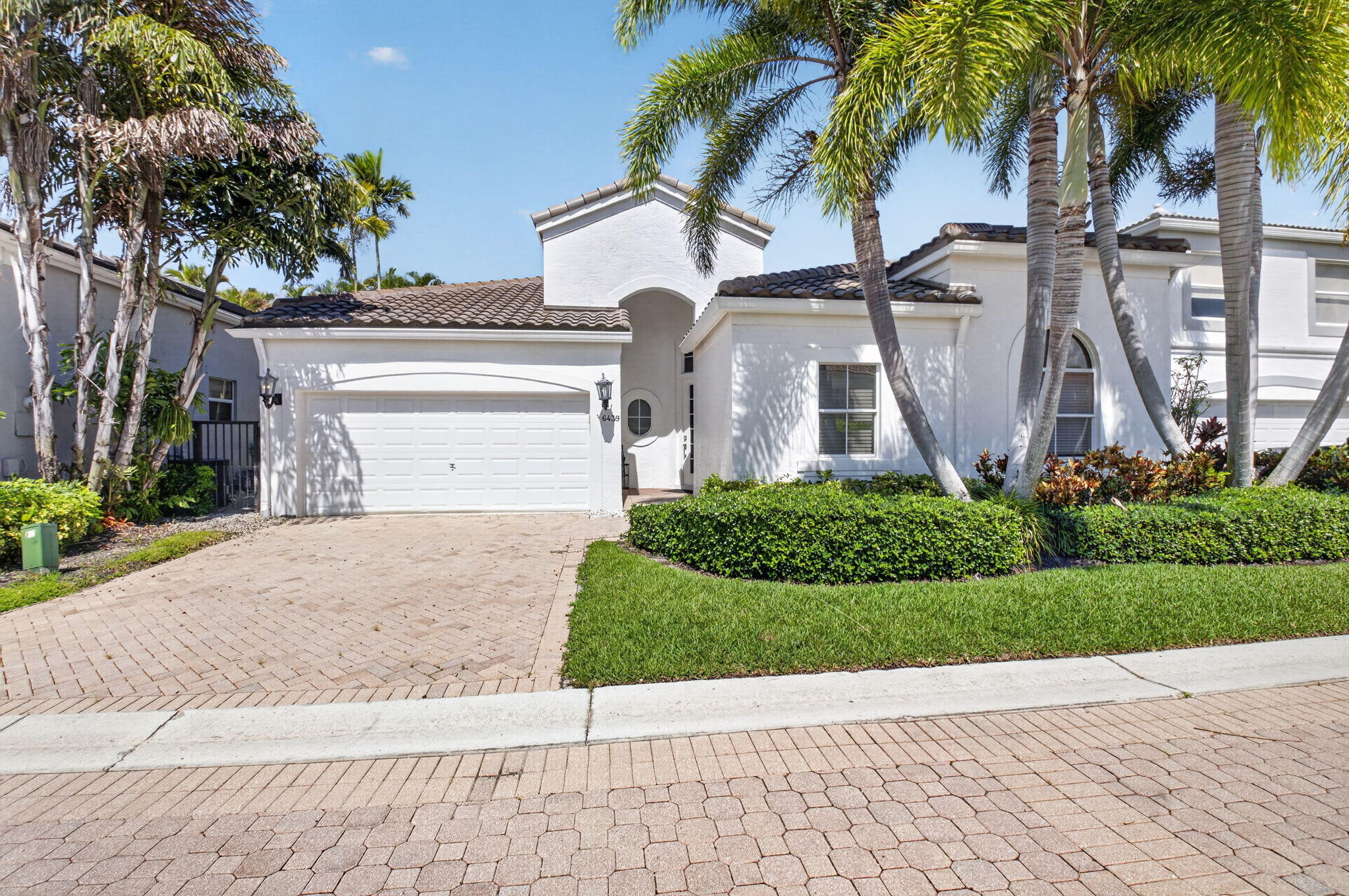 6439 NW 43rd Ter
