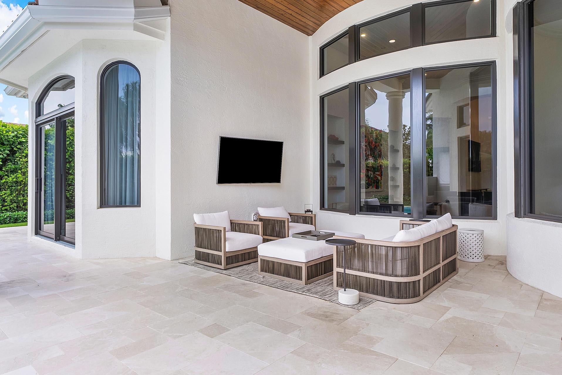 2212 Acorn Palm Rd Boca Raton, FL 33432