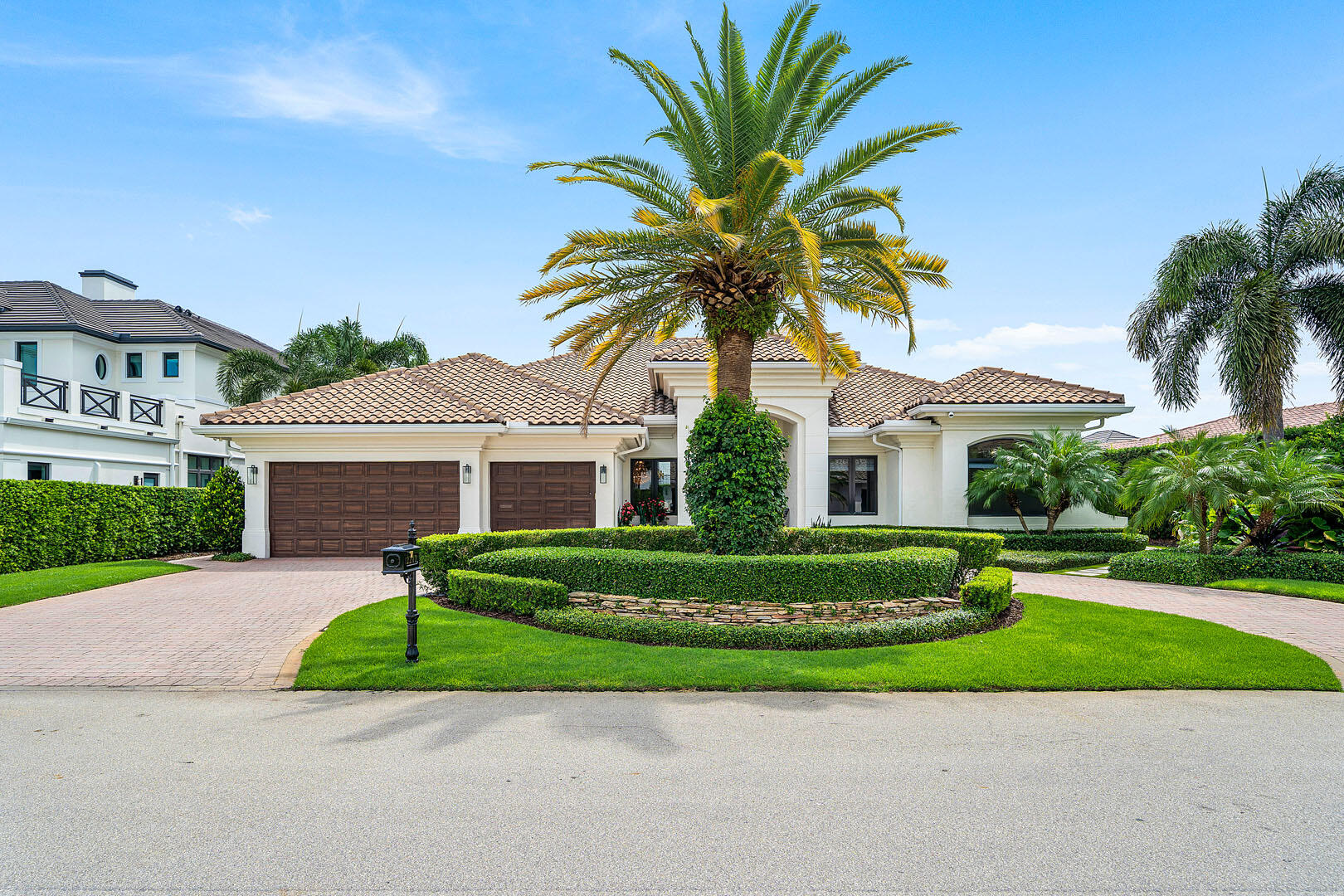 2212 Acorn Palm Rd Boca Raton, FL 33432