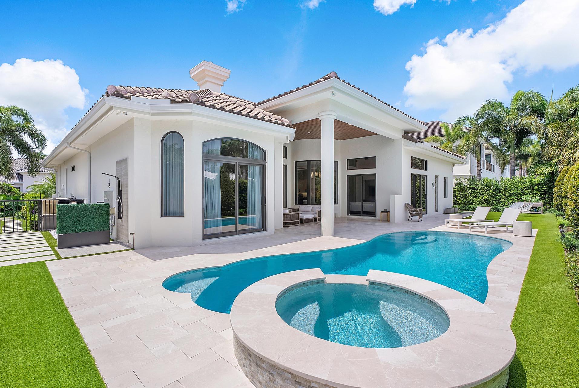 2212 Acorn Palm Rd Boca Raton, FL 33432