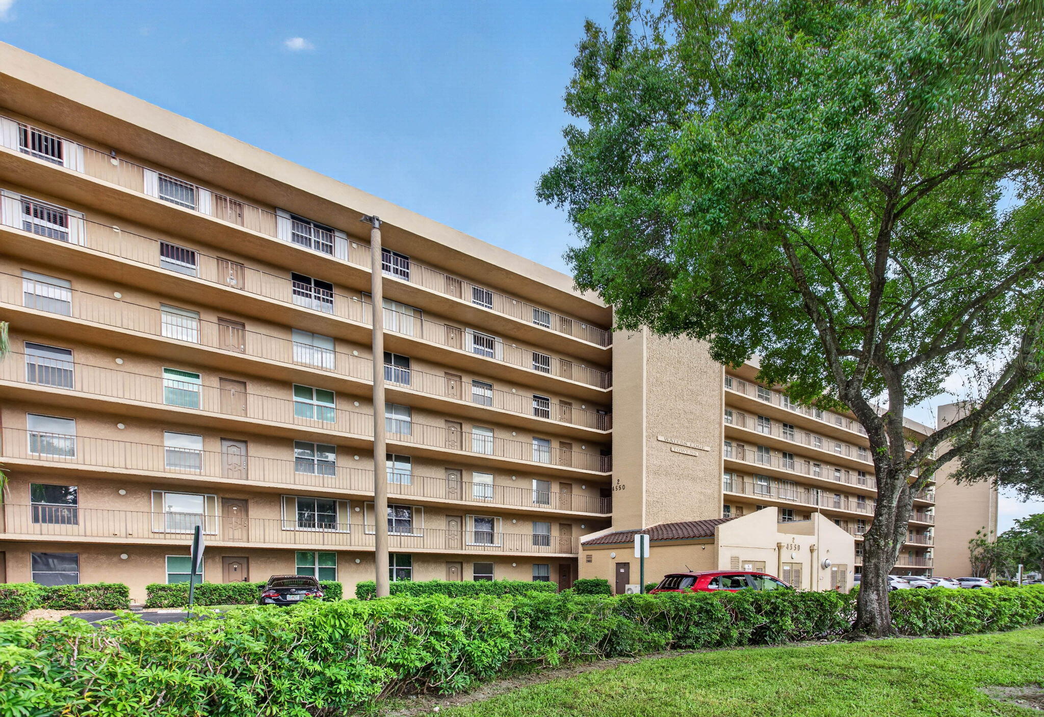 4550 NW 18th Ave #107