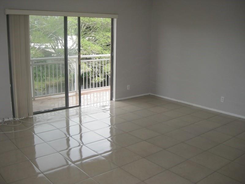 605 Pine Is Rd #304A