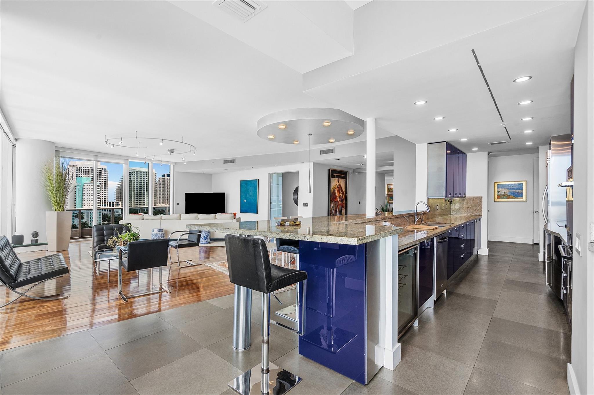 715 Bayshore Dr #1004 Fort Lauderdale, FL 33304