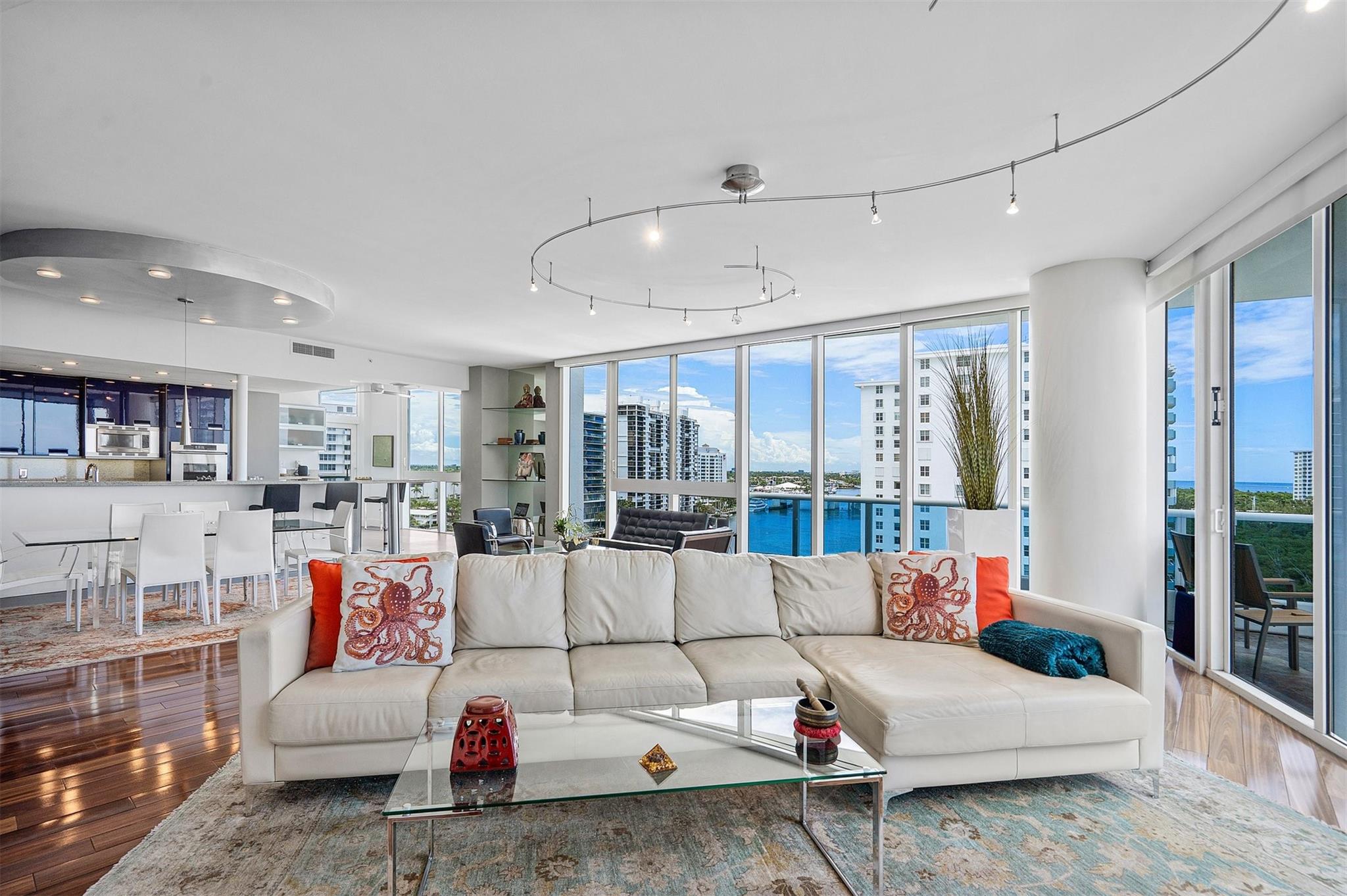 715 Bayshore Dr #1004 Fort Lauderdale, FL 33304