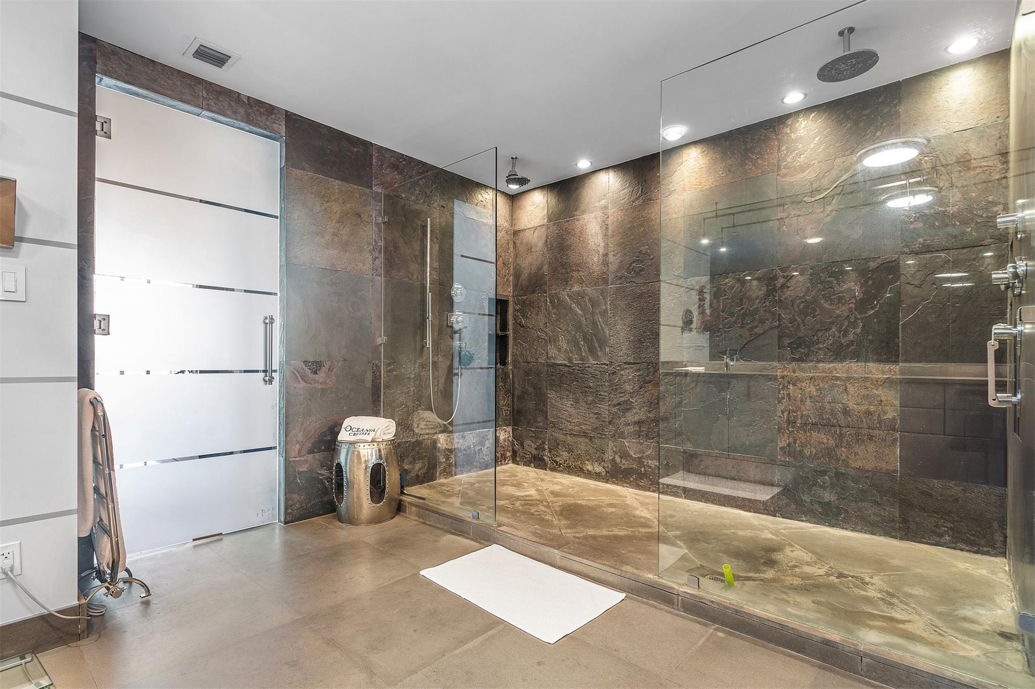 715 Bayshore Dr #1004 Fort Lauderdale, FL 33304