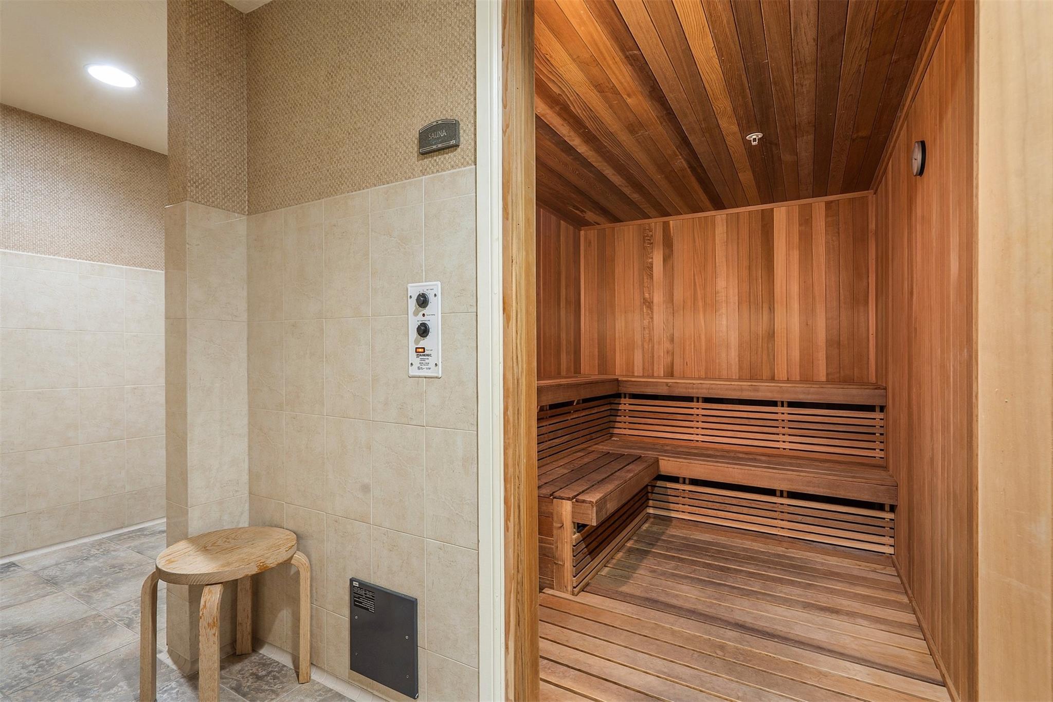 715 Bayshore Dr #1004 Fort Lauderdale, FL 33304