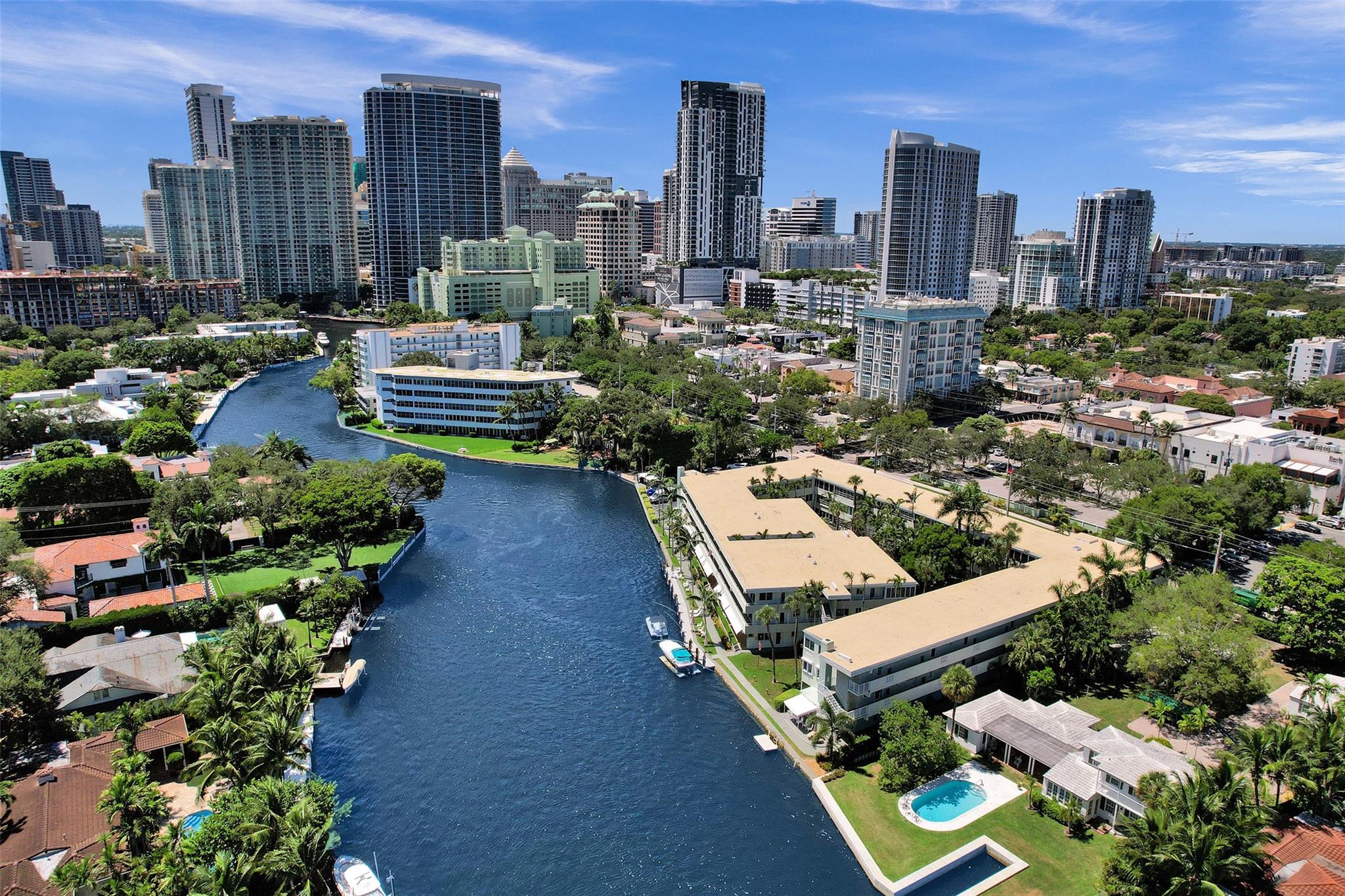 1000 SE 4th St #219 Fort Lauderdale, FL 33301