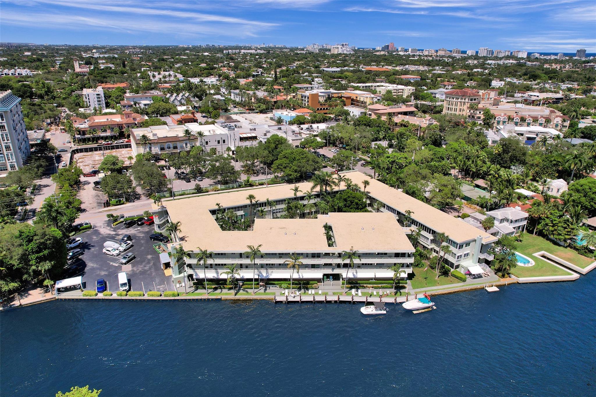 1000 SE 4th St #219 Fort Lauderdale, FL 33301