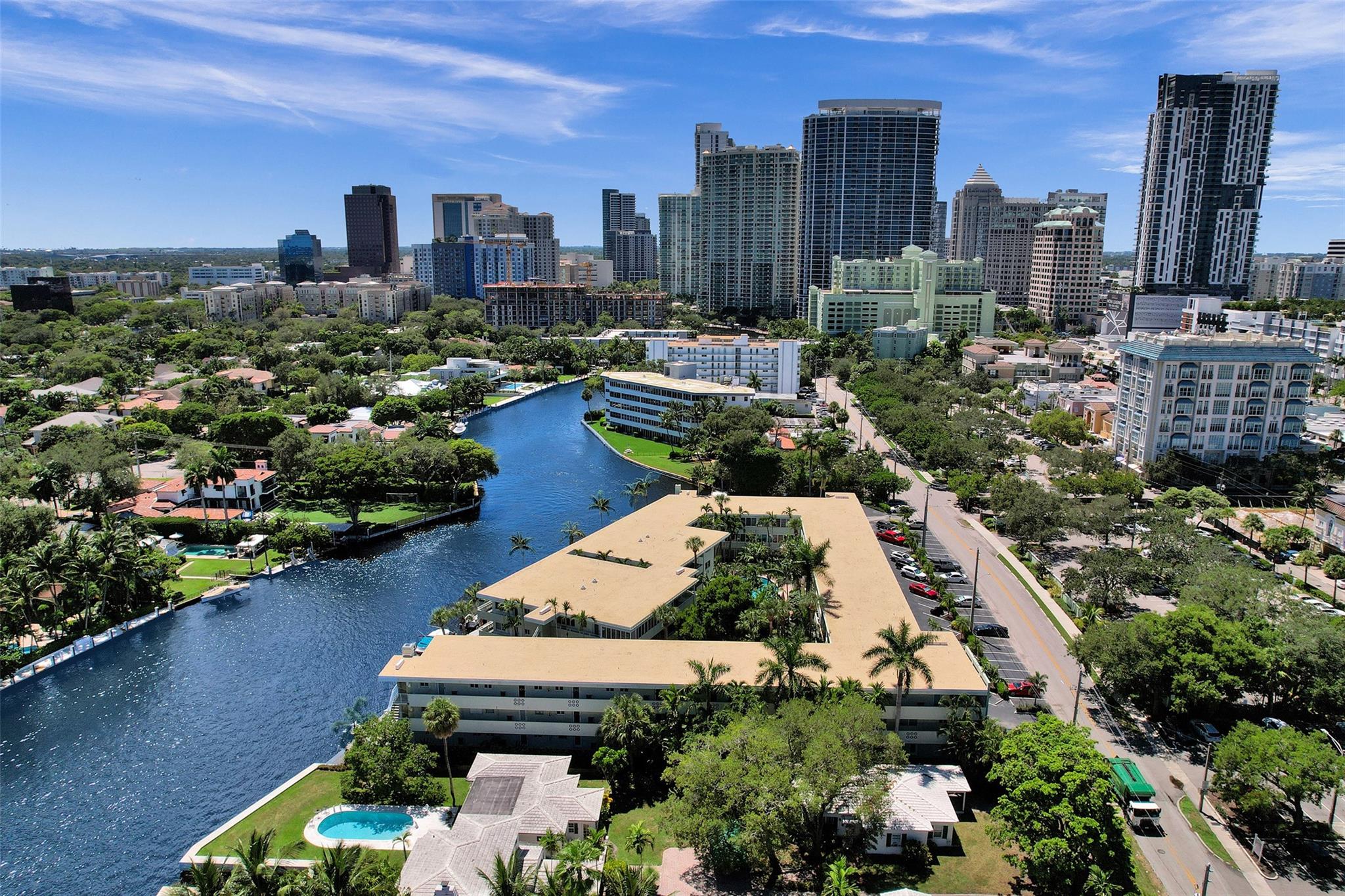 1000 SE 4th St #219 Fort Lauderdale, FL 33301