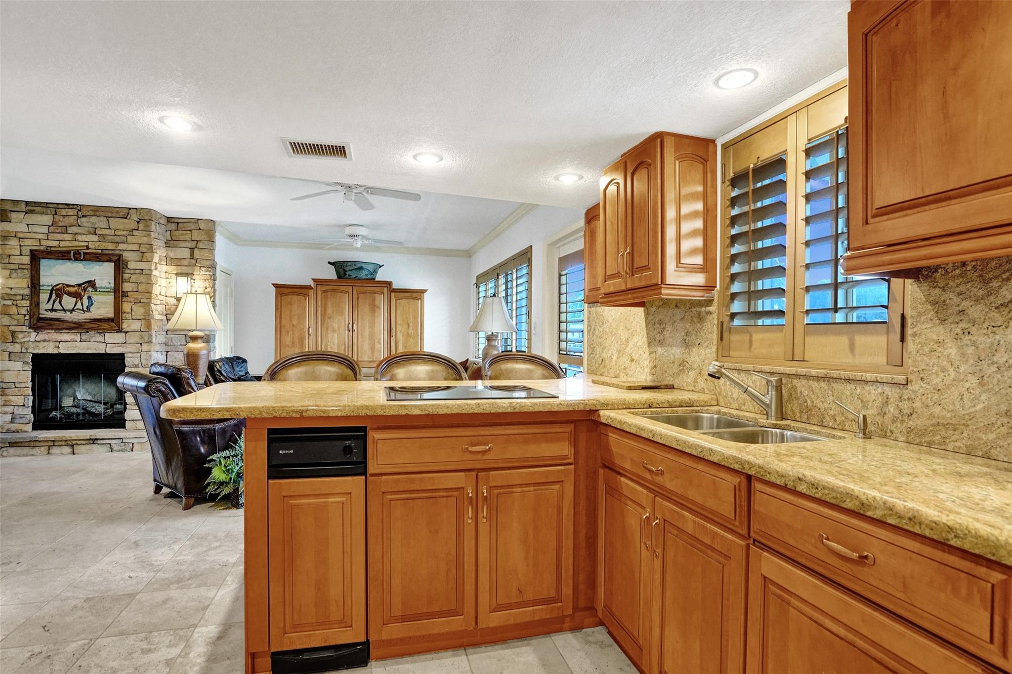 1000 SE 4th St #219 Fort Lauderdale, FL 33301