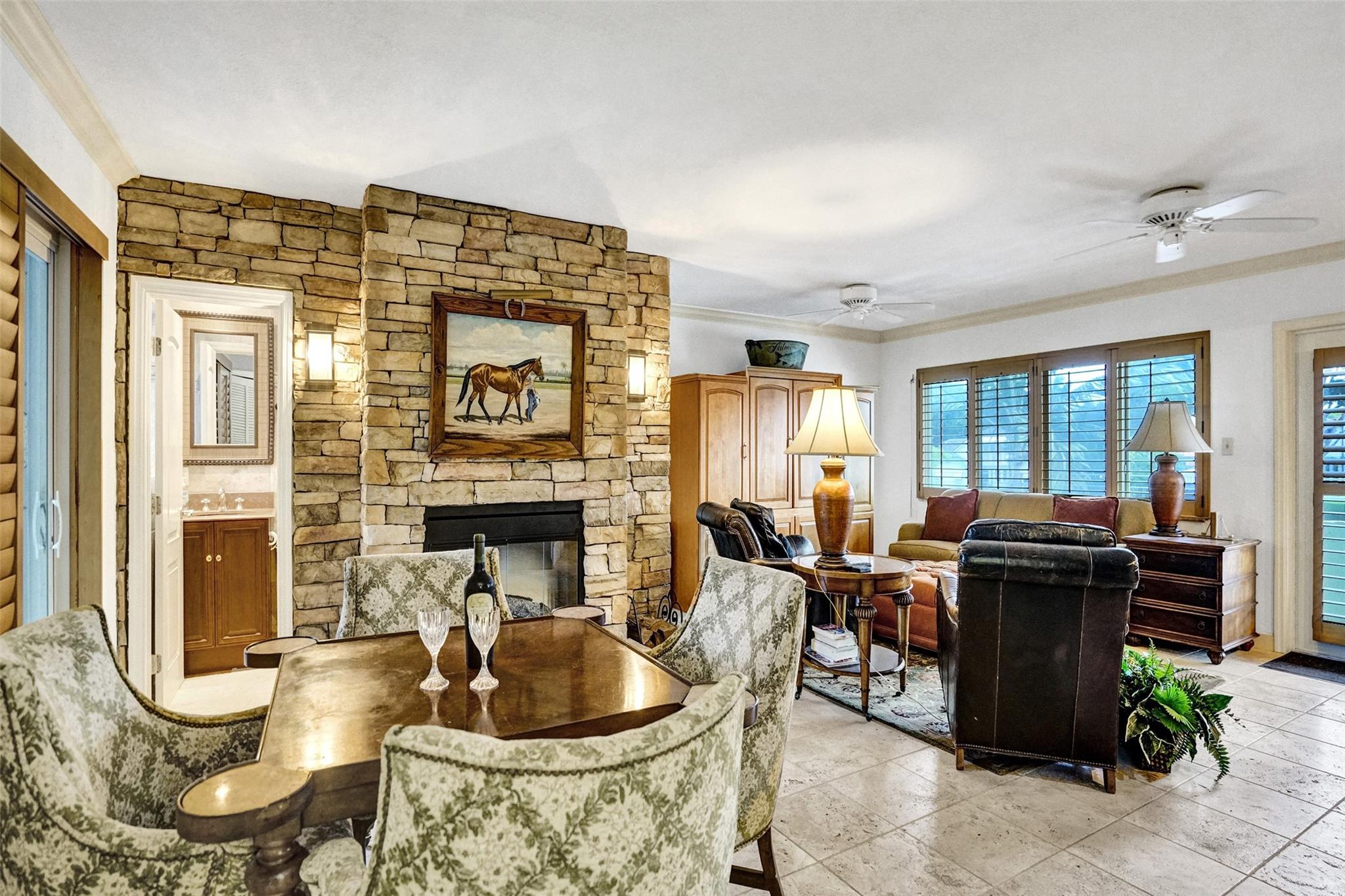 1000 SE 4th St #219 Fort Lauderdale, FL 33301