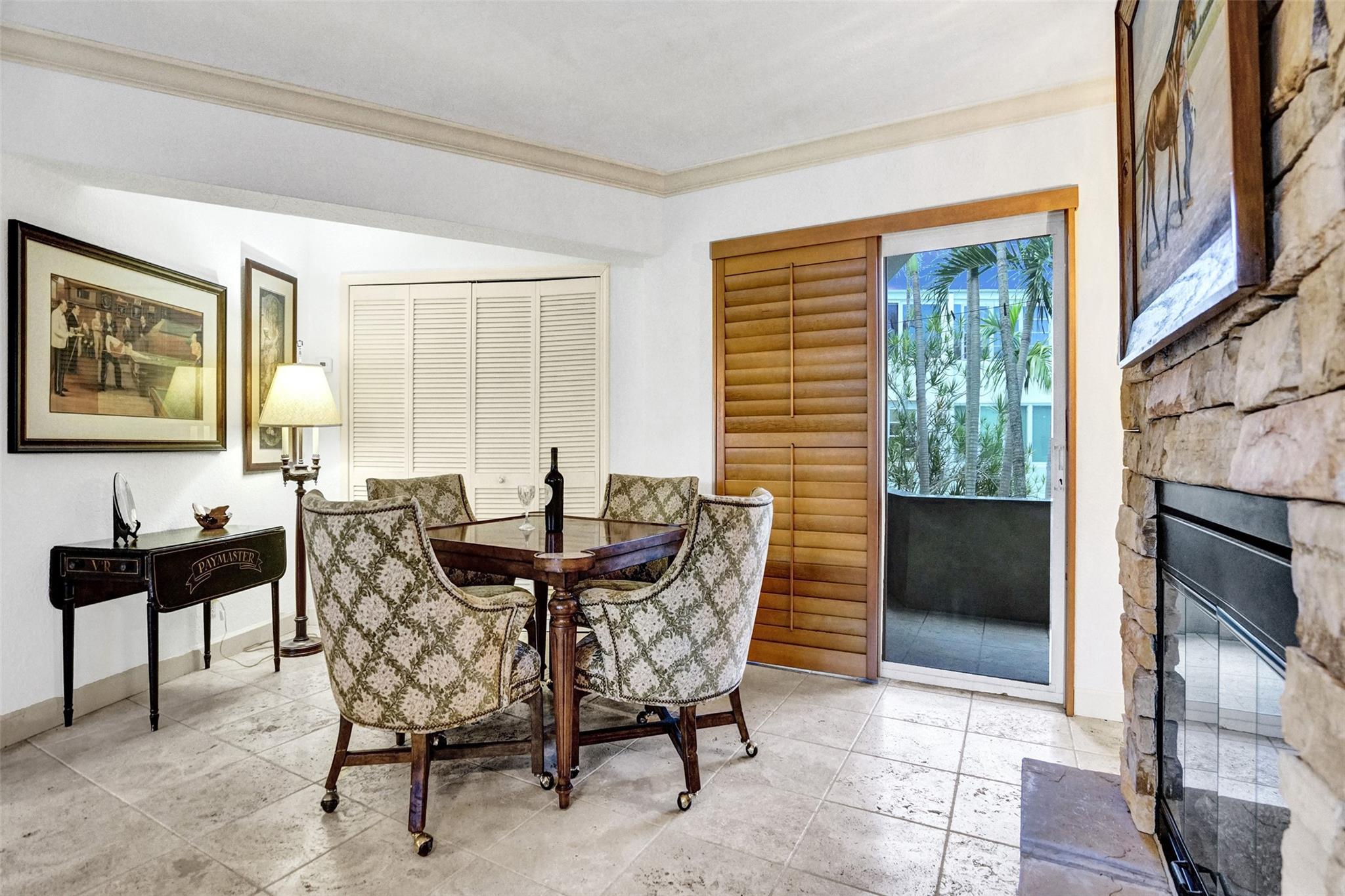 1000 SE 4th St #219 Fort Lauderdale, FL 33301