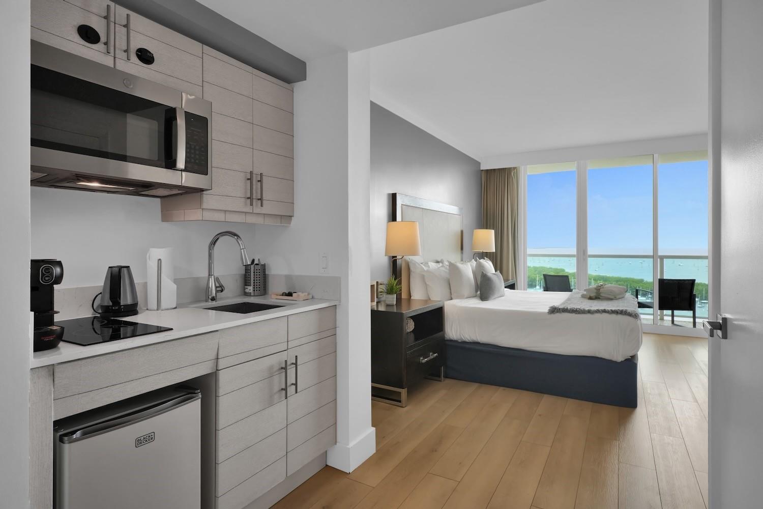 image Arya Hotel1