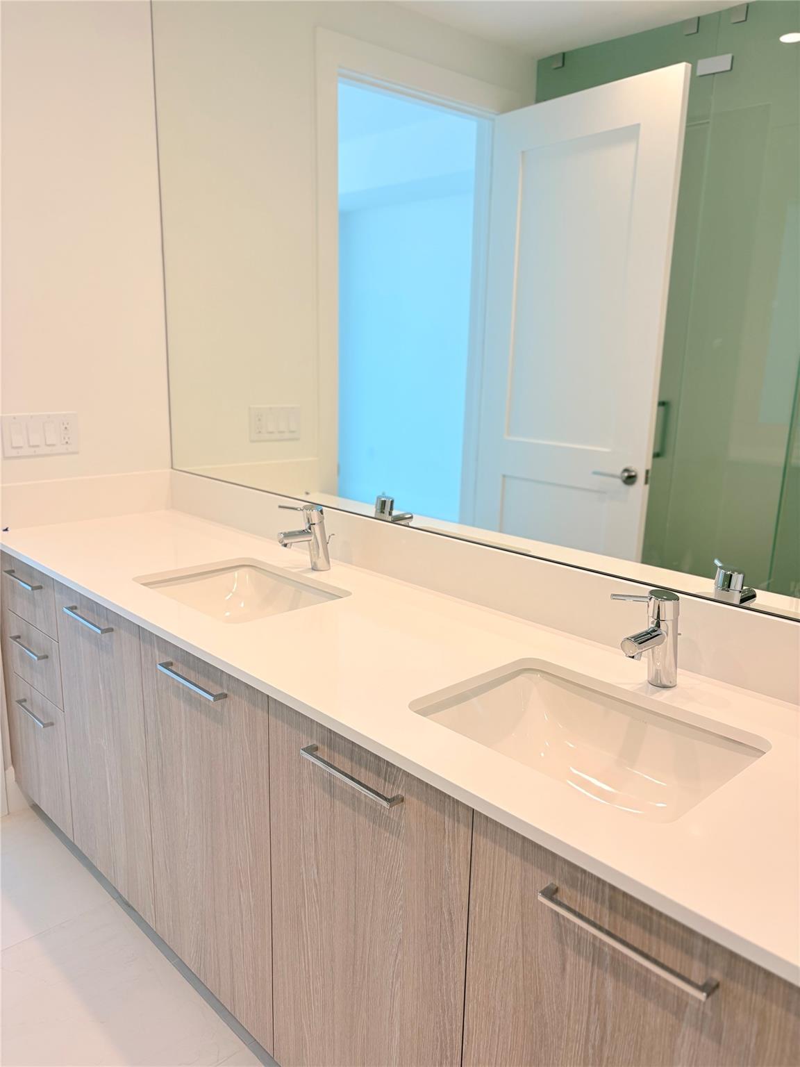 151 N Seabreeze Blvd #0703-E Fort Lauderdale, FL 33304