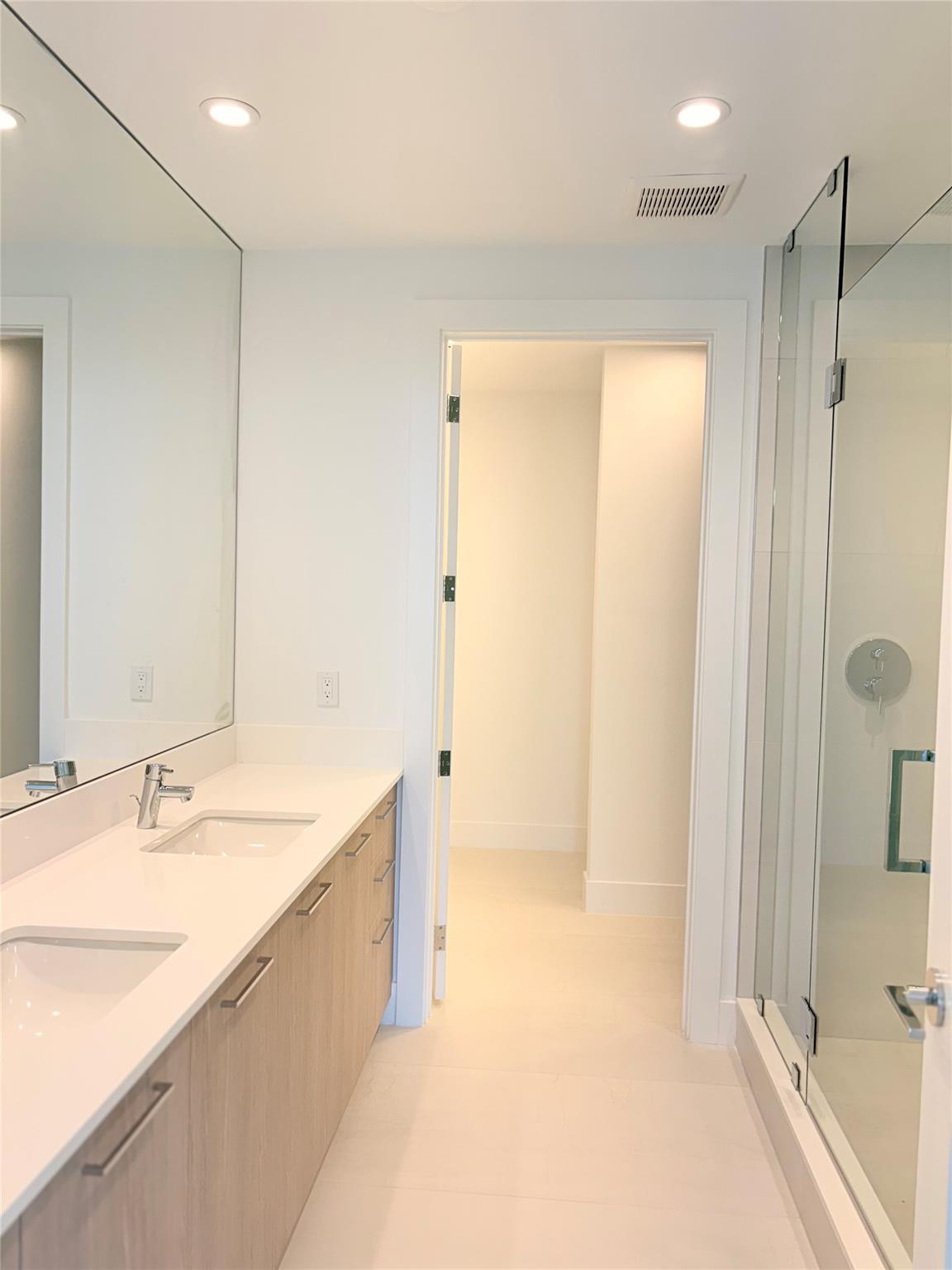 151 N Seabreeze Blvd #0703-E Fort Lauderdale, FL 33304