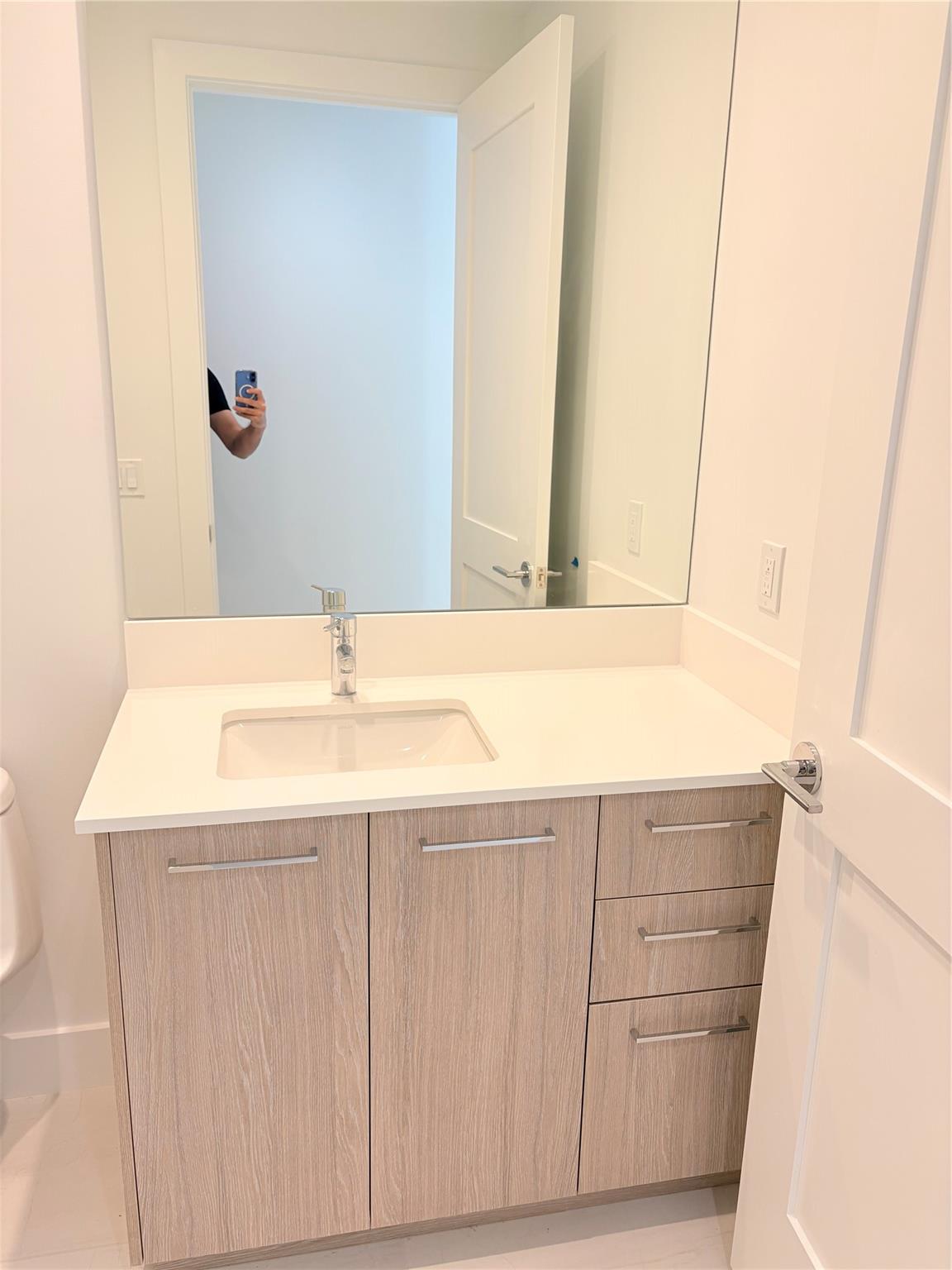 151 N Seabreeze Blvd #0703-E Fort Lauderdale, FL 33304