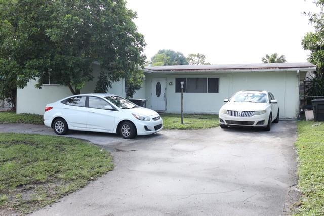 1239 SW 29th Ter