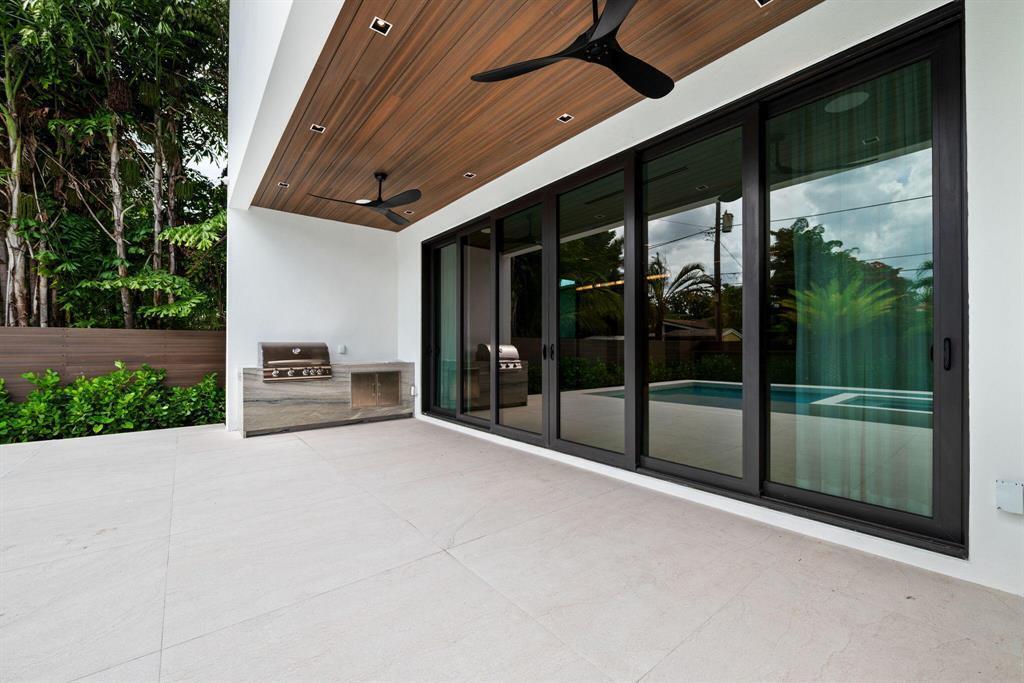 607 NE 17th Fort Lauderdale, FL 33304