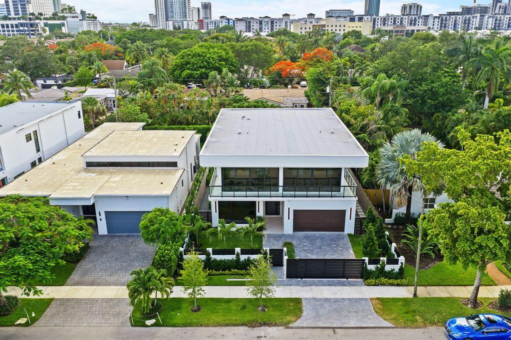 607 NE 17th Fort Lauderdale, FL 33304