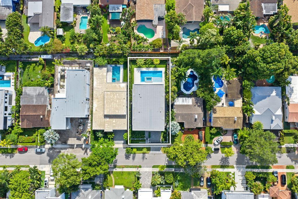 607 NE 17th Fort Lauderdale, FL 33304