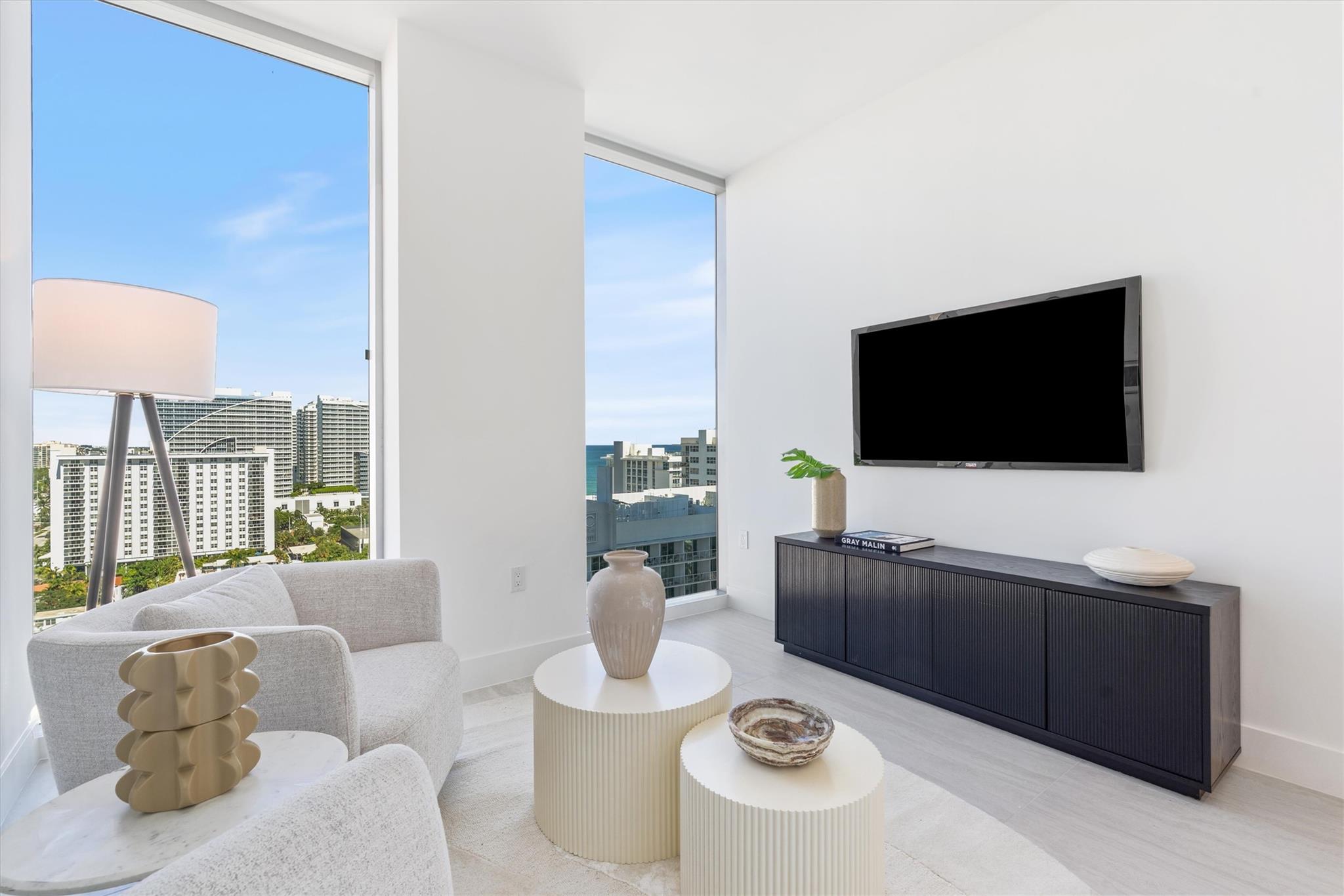 153 N Seabreeze Blvd #1405-S Fort Lauderdale, FL 33304