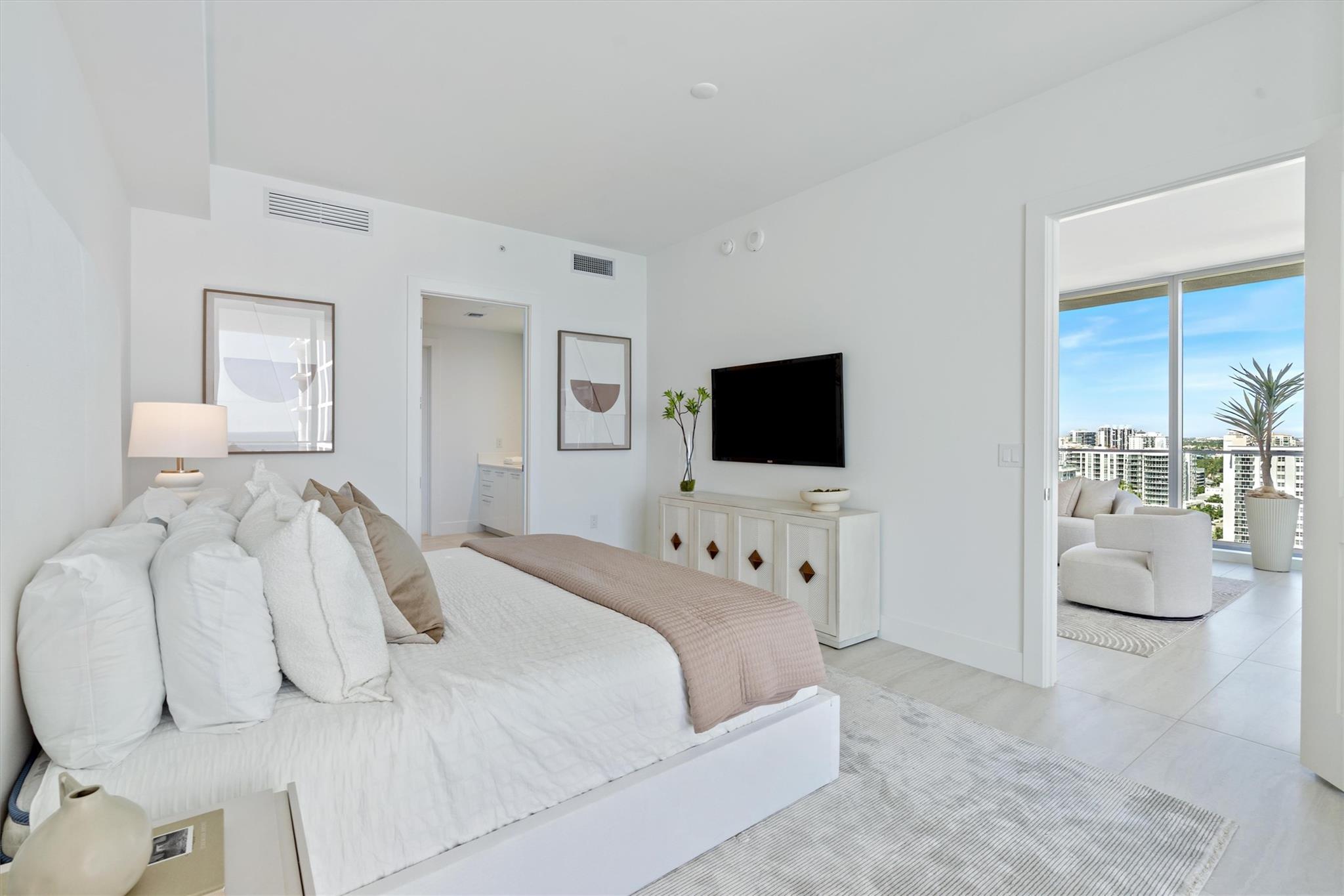 153 N Seabreeze Blvd #1405-S Fort Lauderdale, FL 33304