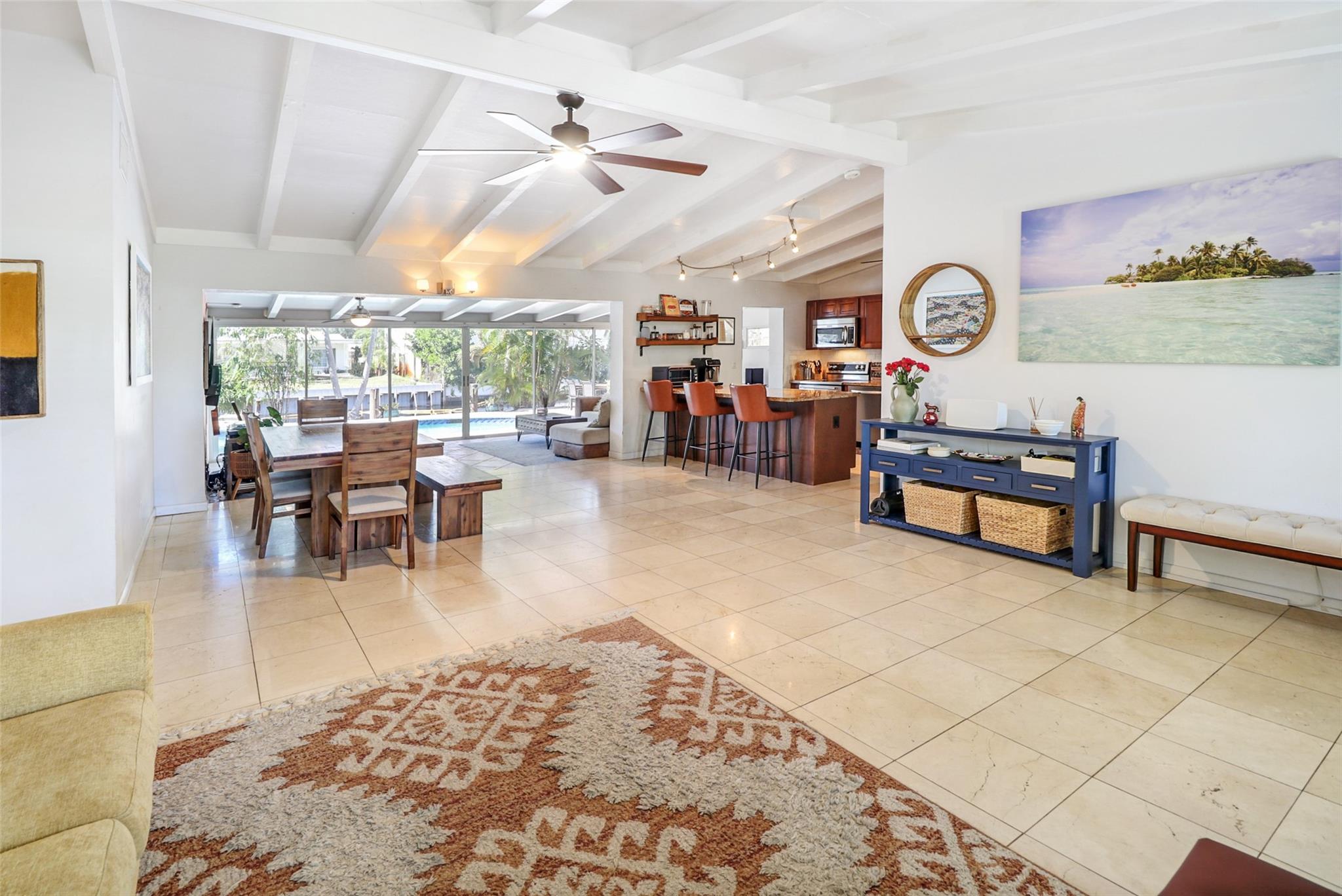 2625 E Gulfstream Ln Fort Lauderdale, FL 33312