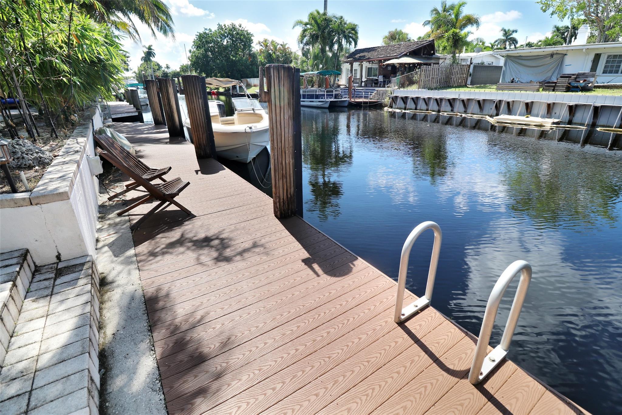 2625 E Gulfstream Ln Fort Lauderdale, FL 33312