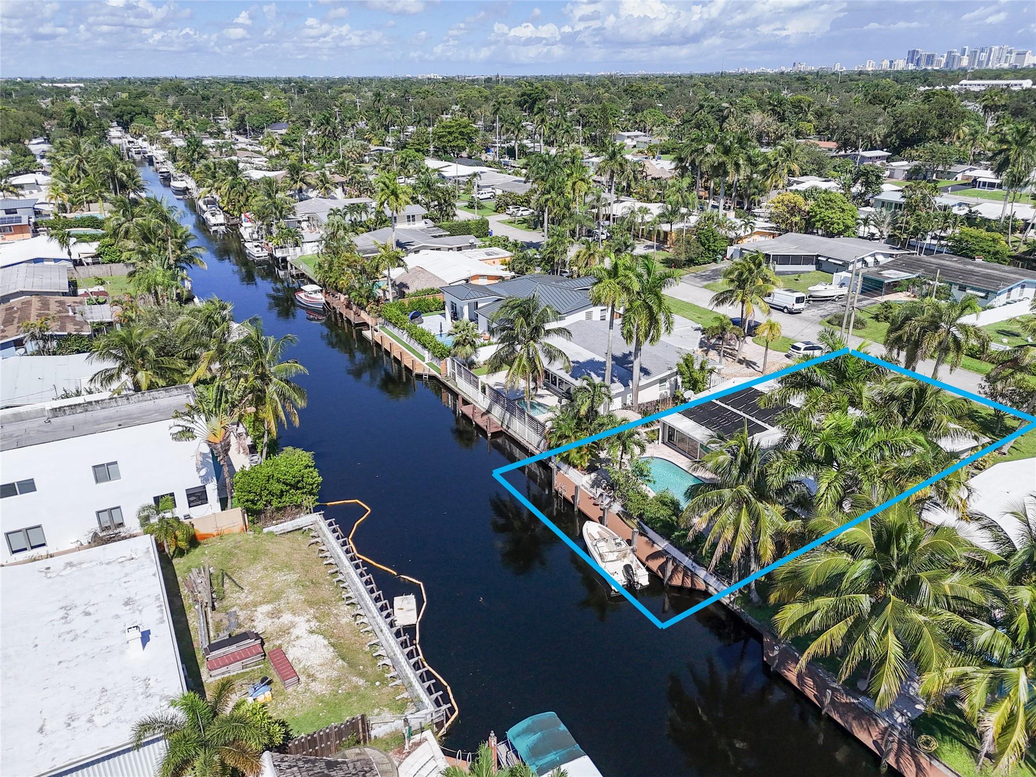 2625 E Gulfstream Ln Fort Lauderdale, FL 33312