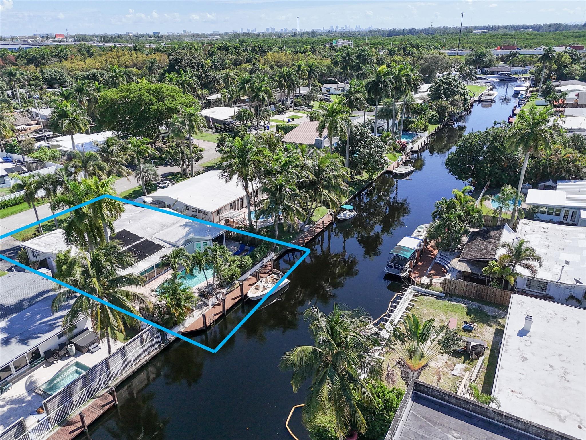 2625 E Gulfstream Ln Fort Lauderdale, FL 33312