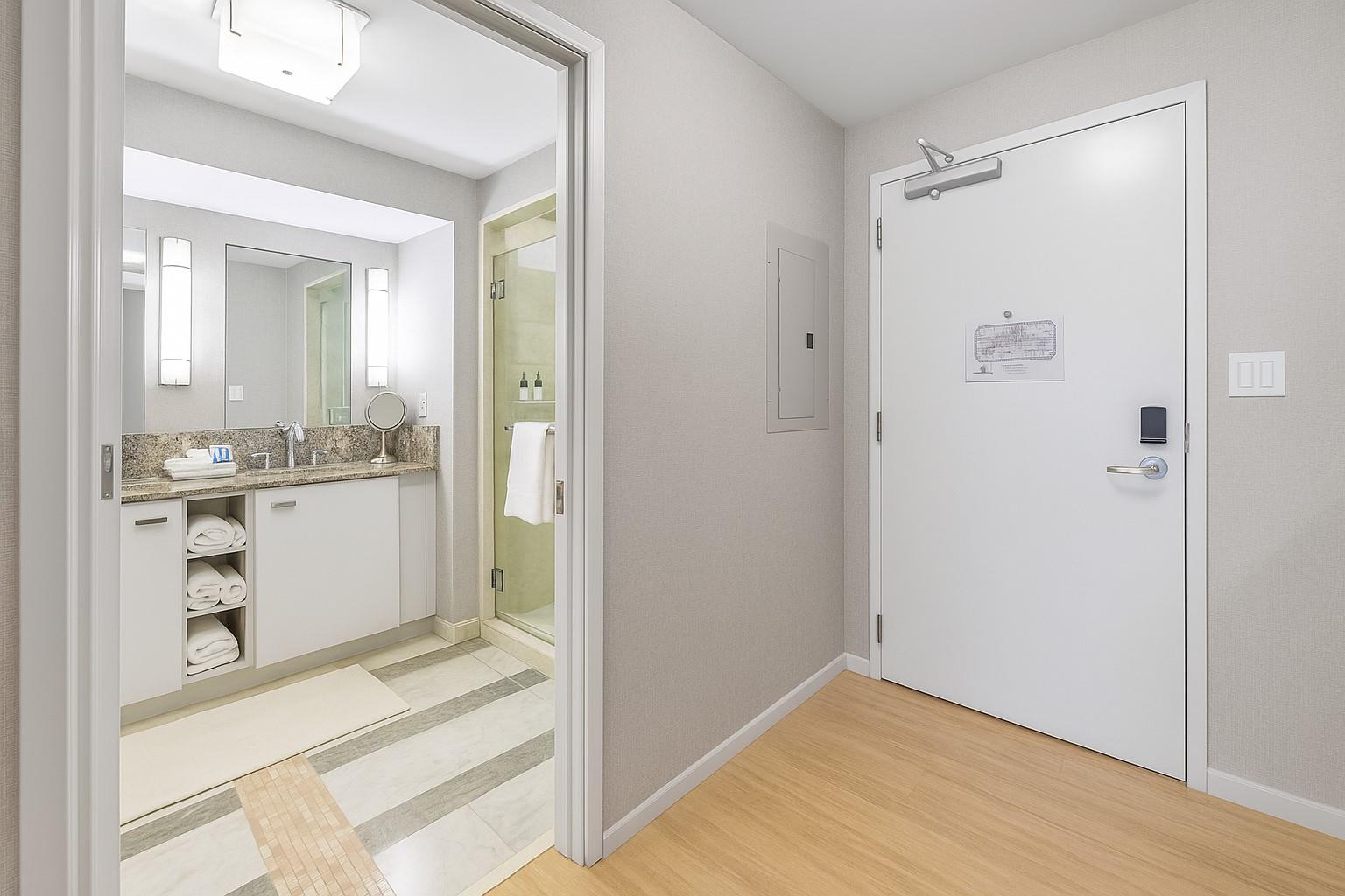 551 N Fort Lauderdale Bch Blvd #R1810 Fort Lauderdale, FL 33304