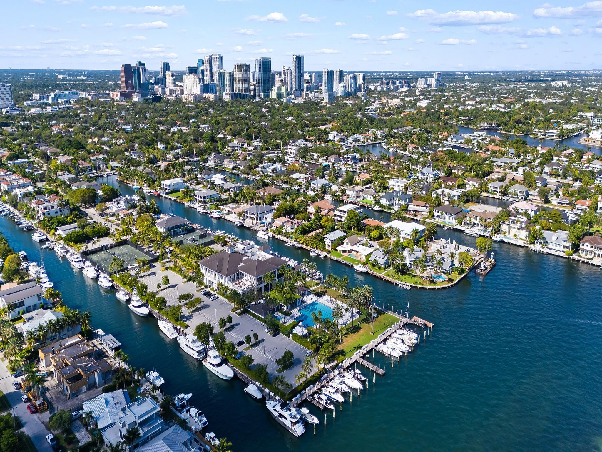 1618 SE 14th Fort Lauderdale, FL 33316