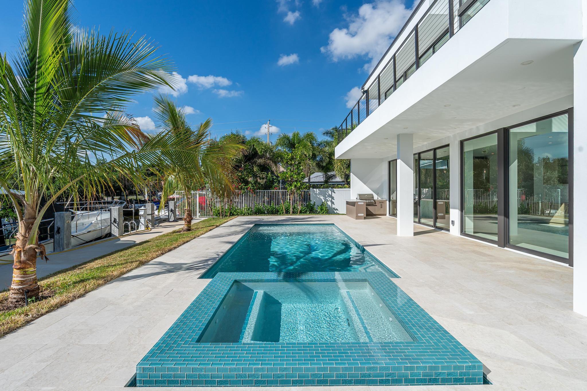 2612 NE 4th St Pompano Beach, FL 33062